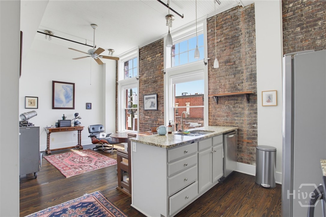 Condo for sale at 9 W York St #305, Savannah, GA 31401 | MLS# SA364978