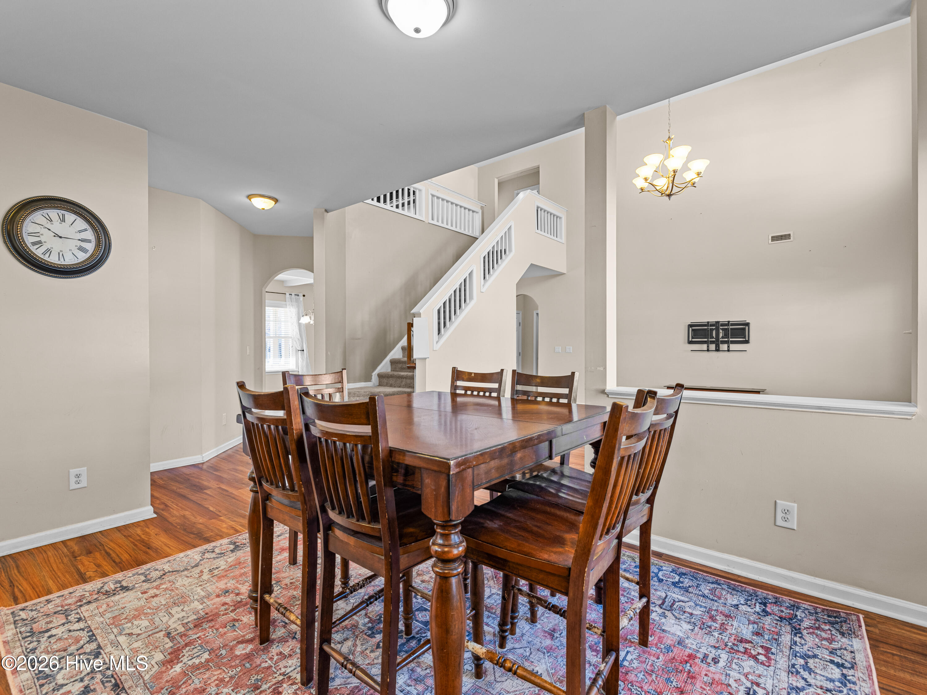 100553389 | Photo 20