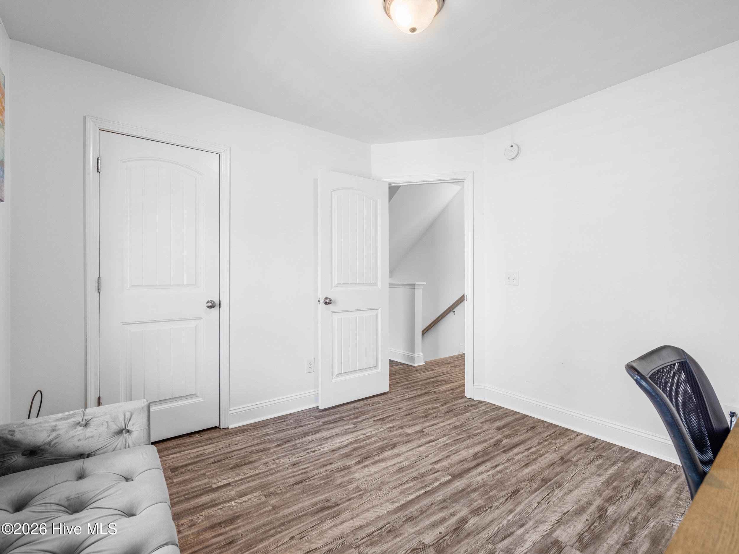 100562171 | Photo 39