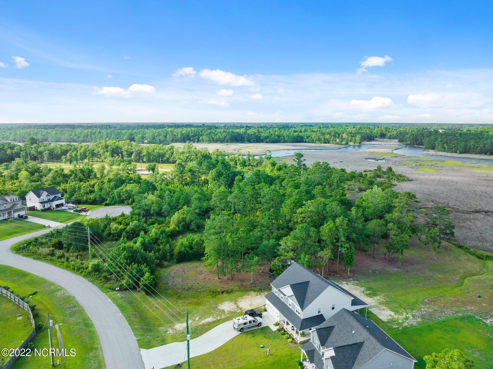 100556389 | Photo 14