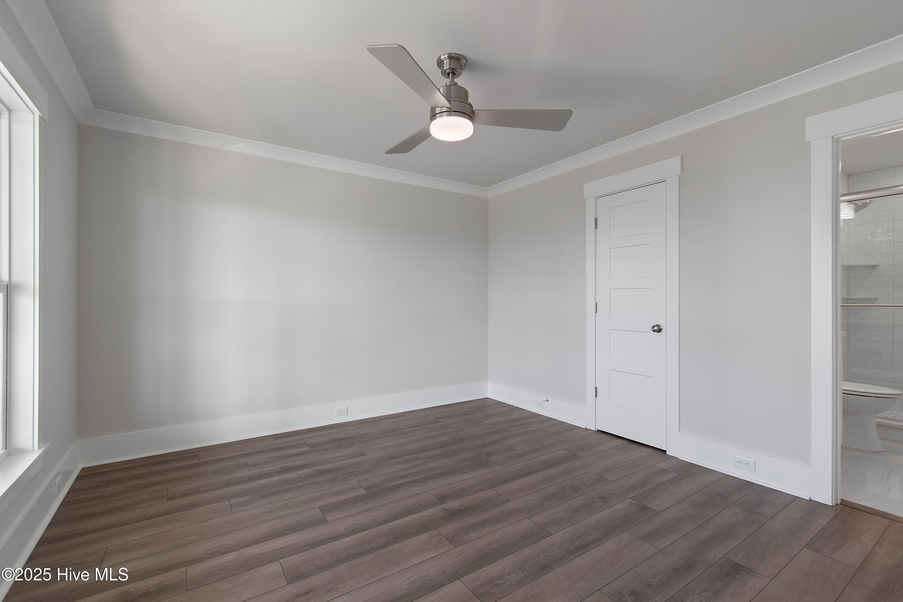 100511699 | Photo 40