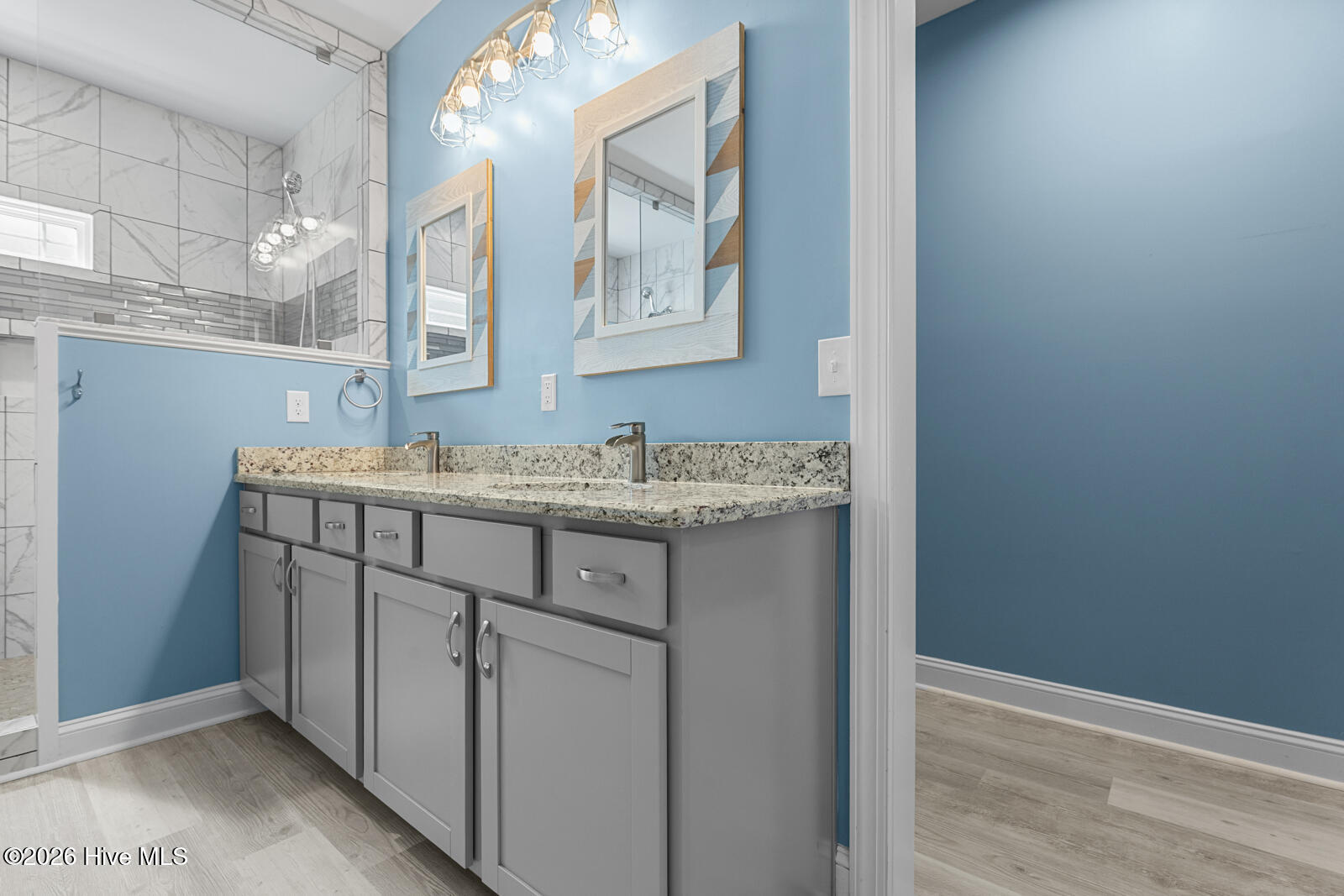 402 King Richard Court,Jacksonville