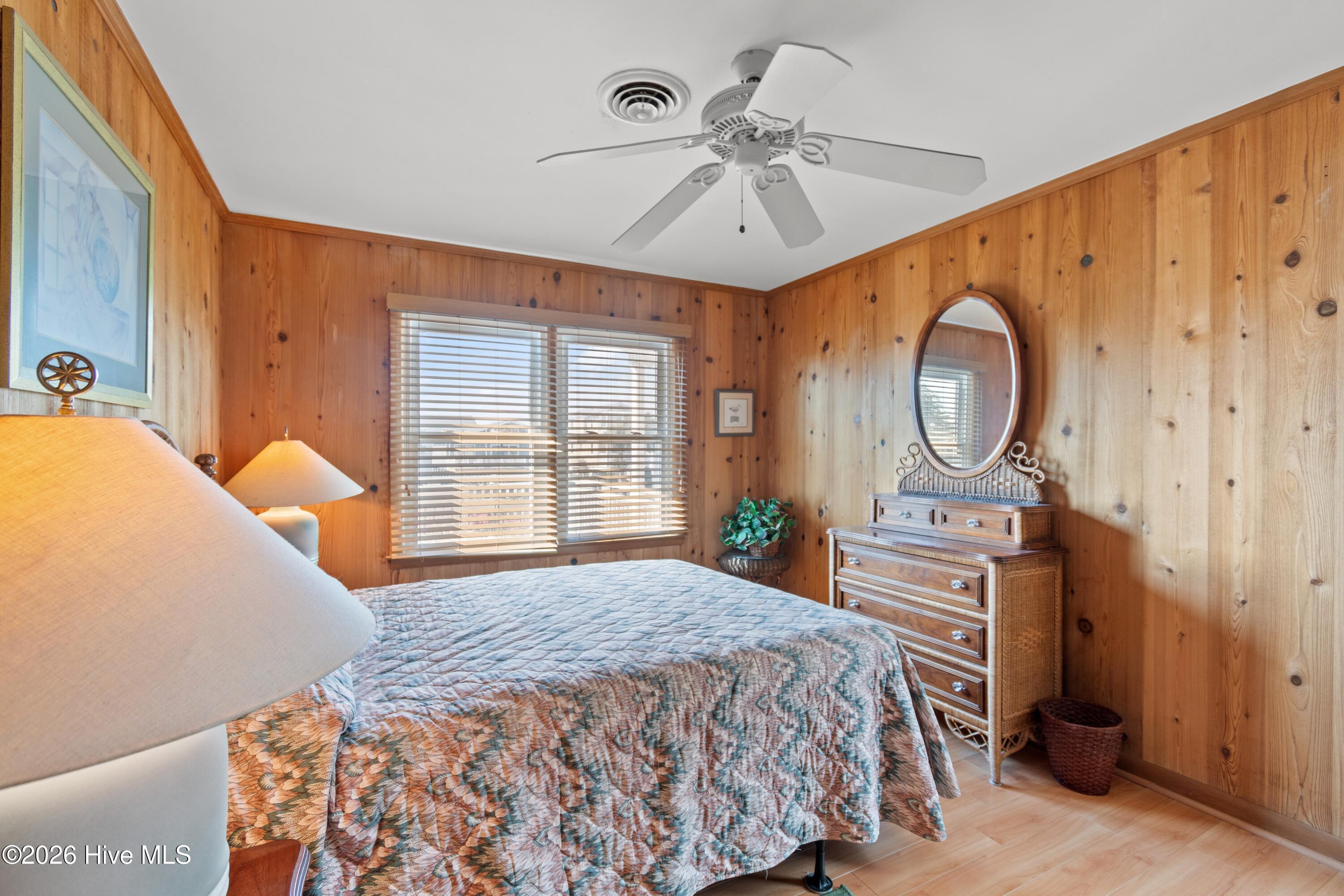 100553939 | Photo 26