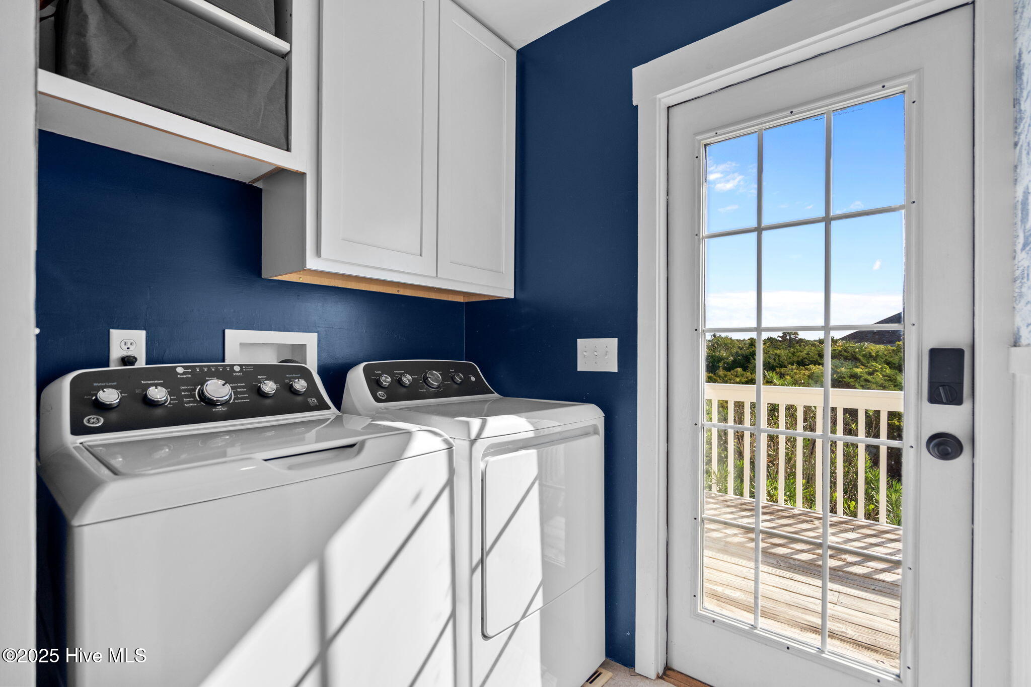 100529257 | Photo 41