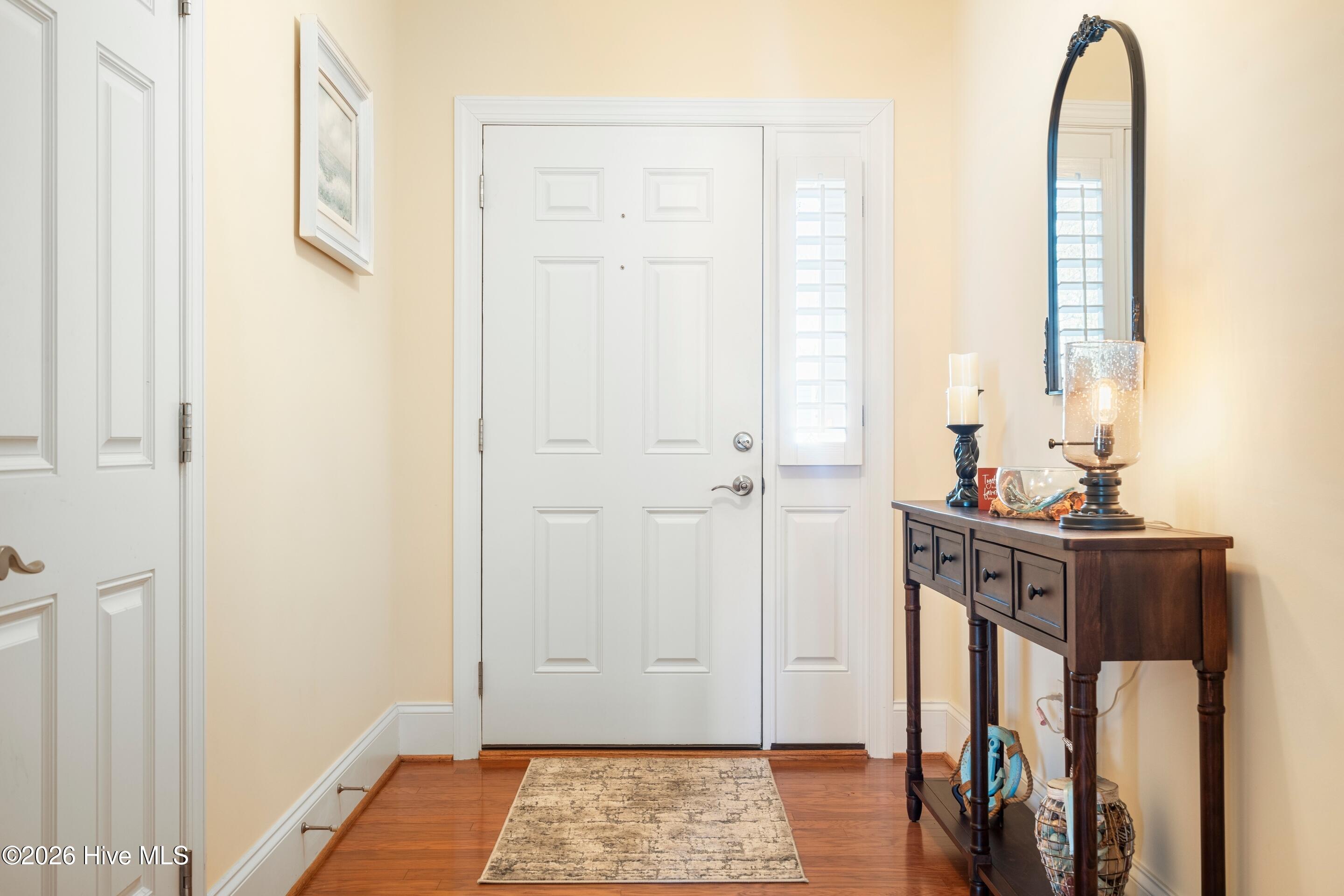 100550560 | Photo 53