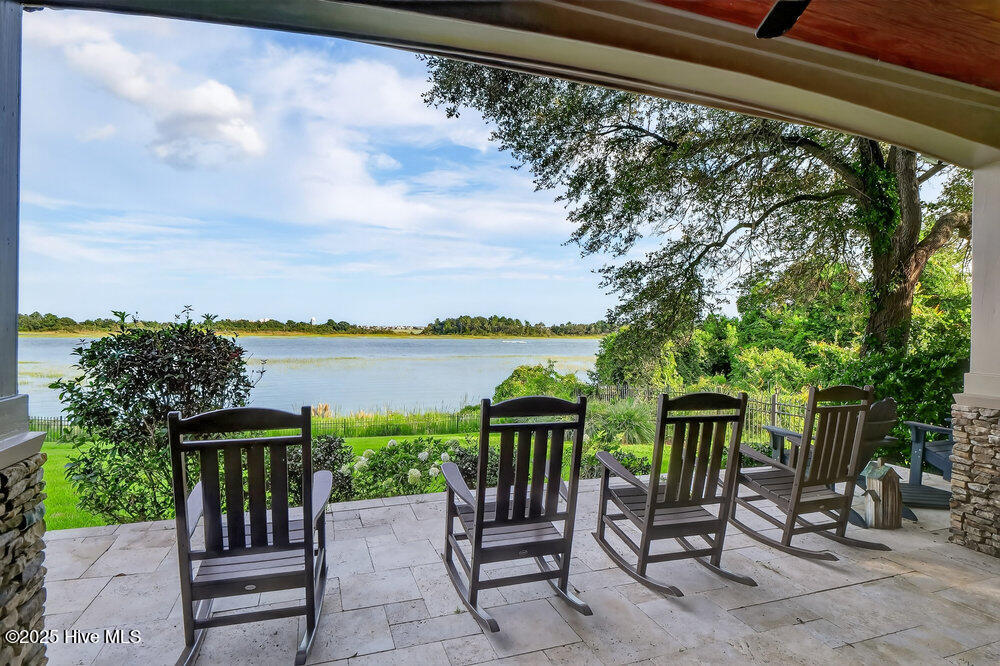 100544850 | Photo 17