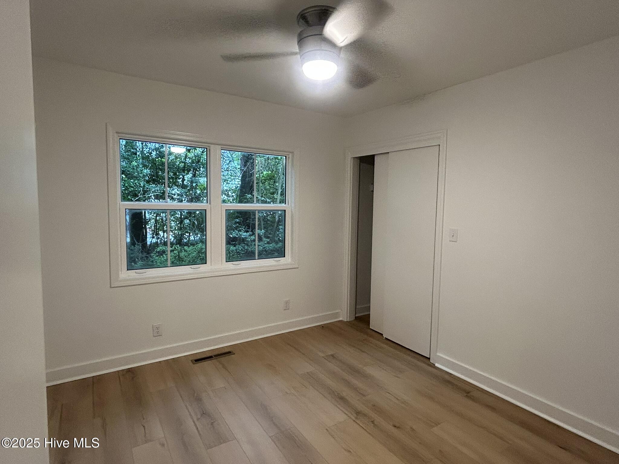 100524375 | Photo 14