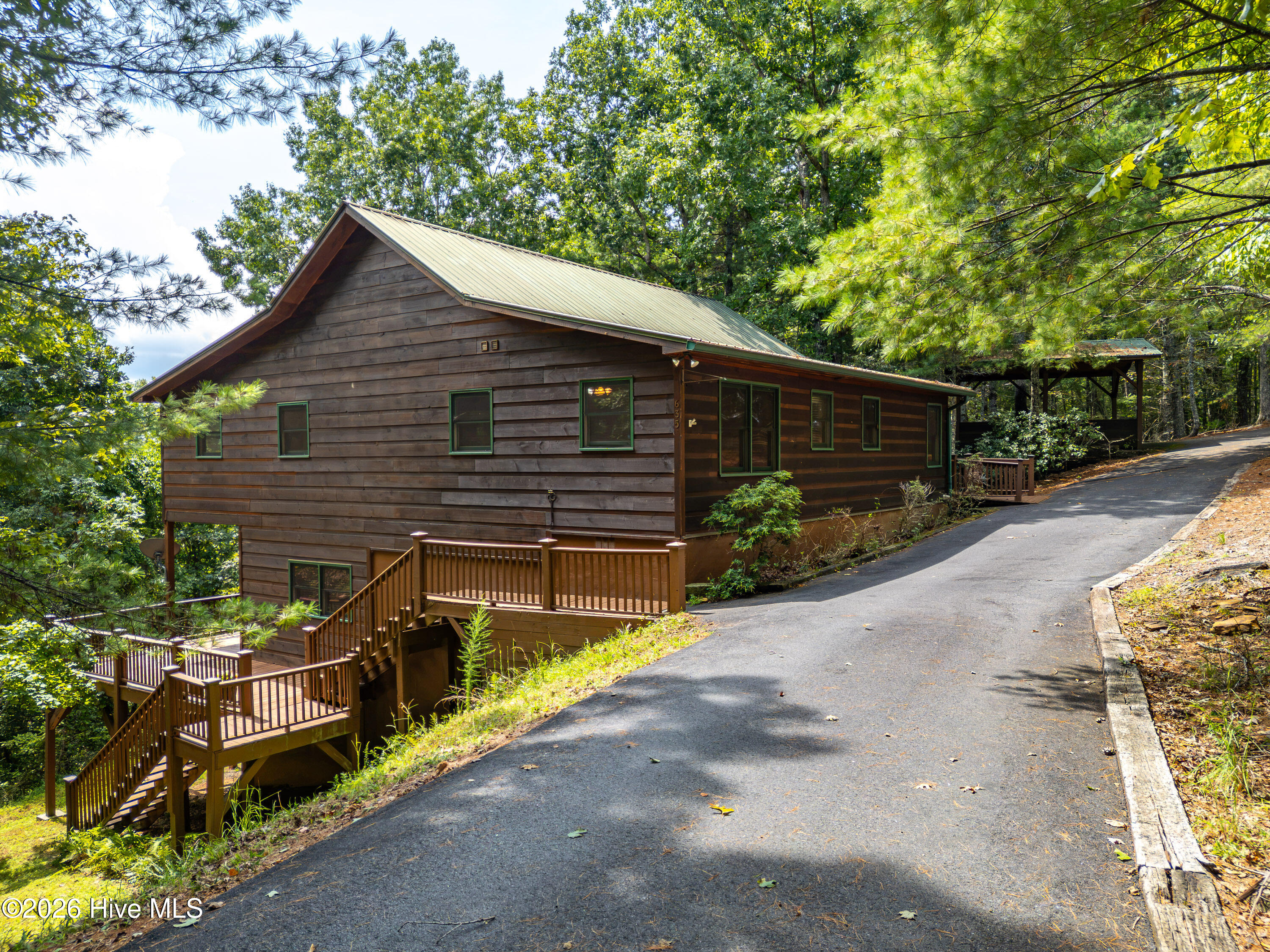 635 Brasstown View Road