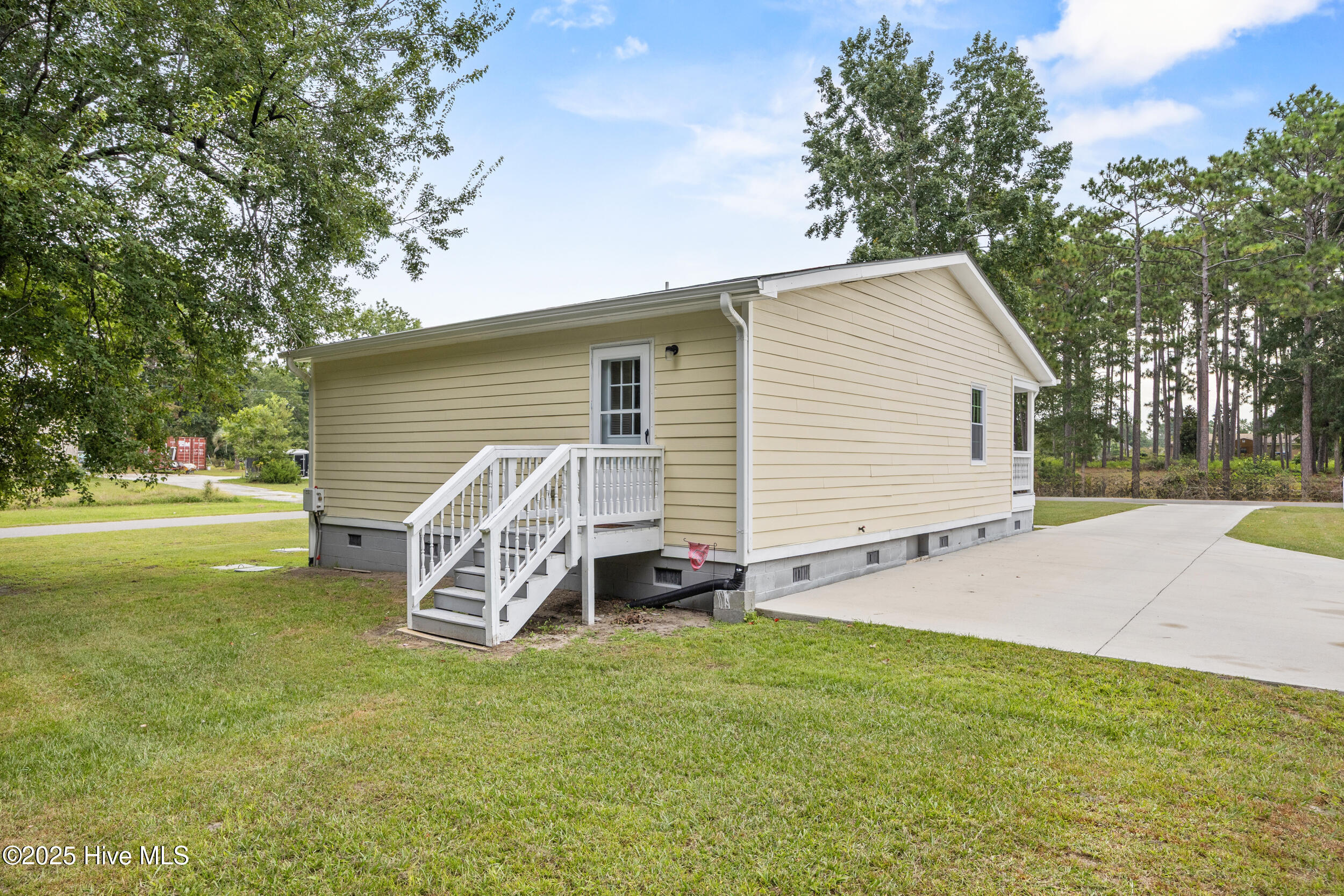 100530805 | Photo 22