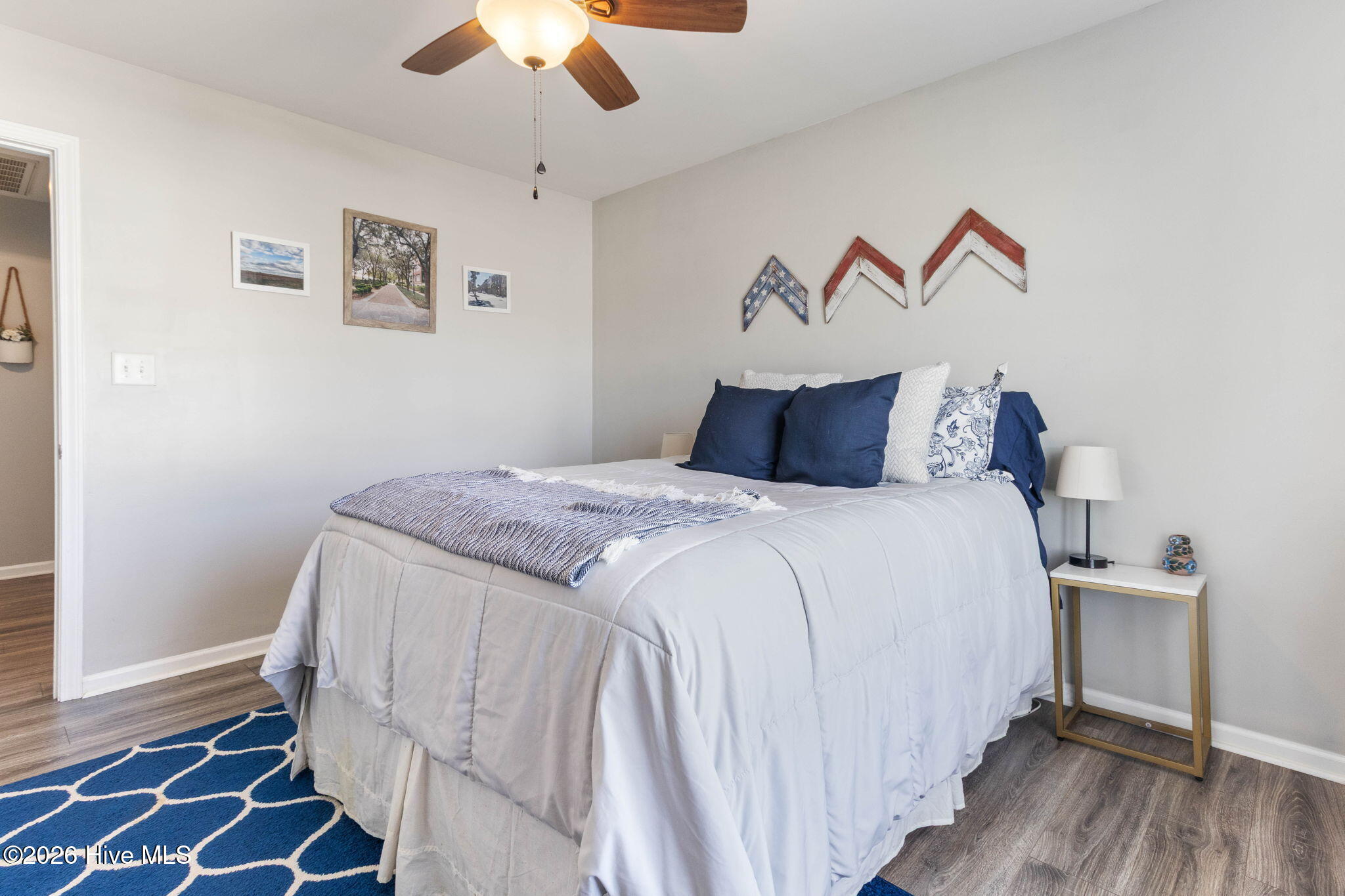 100556035 | Photo 27