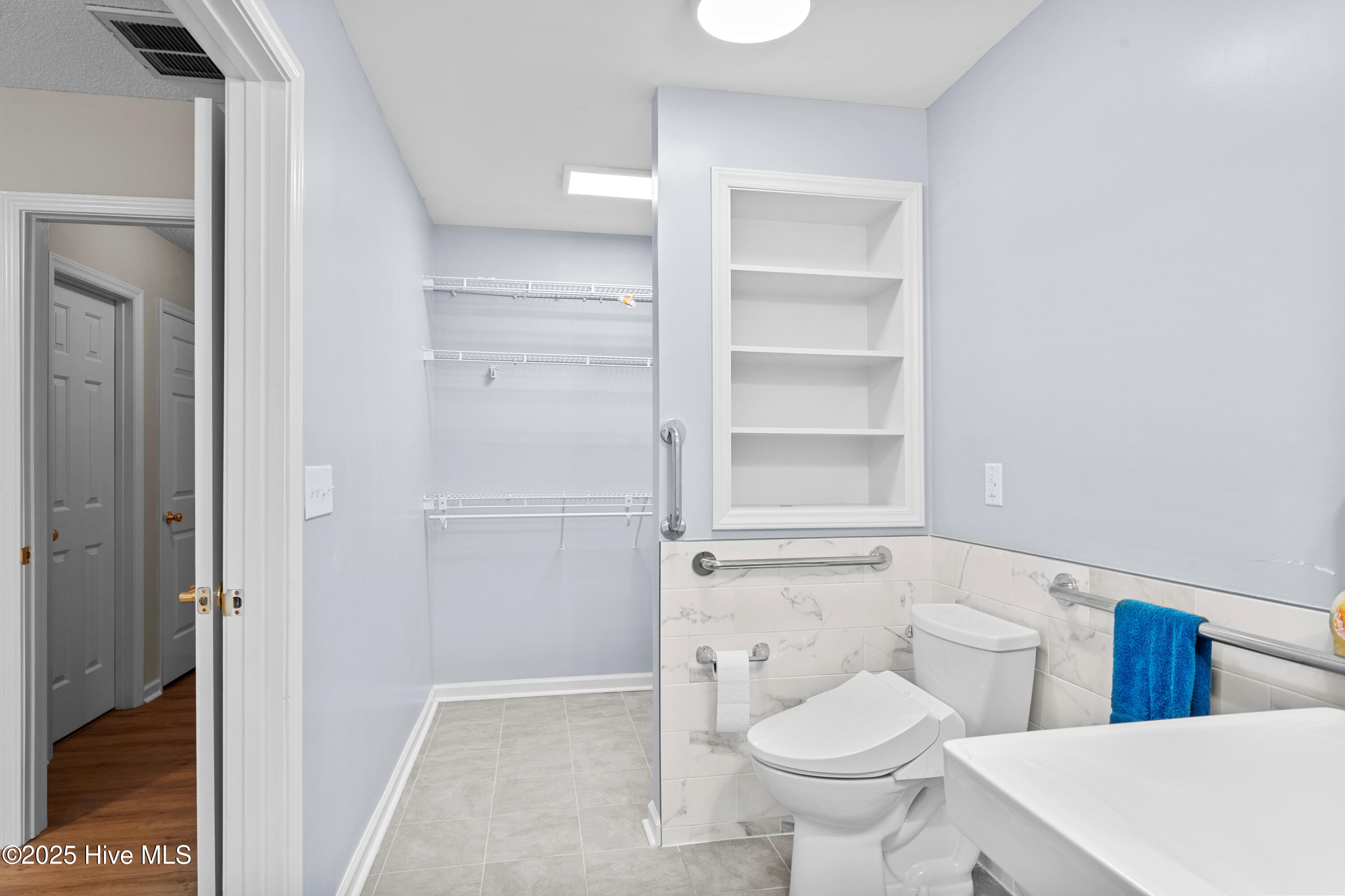 100545454 | Photo 15