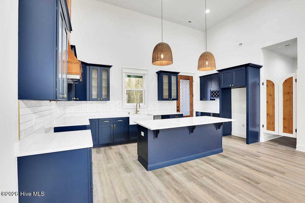 100550907 | Photo 10