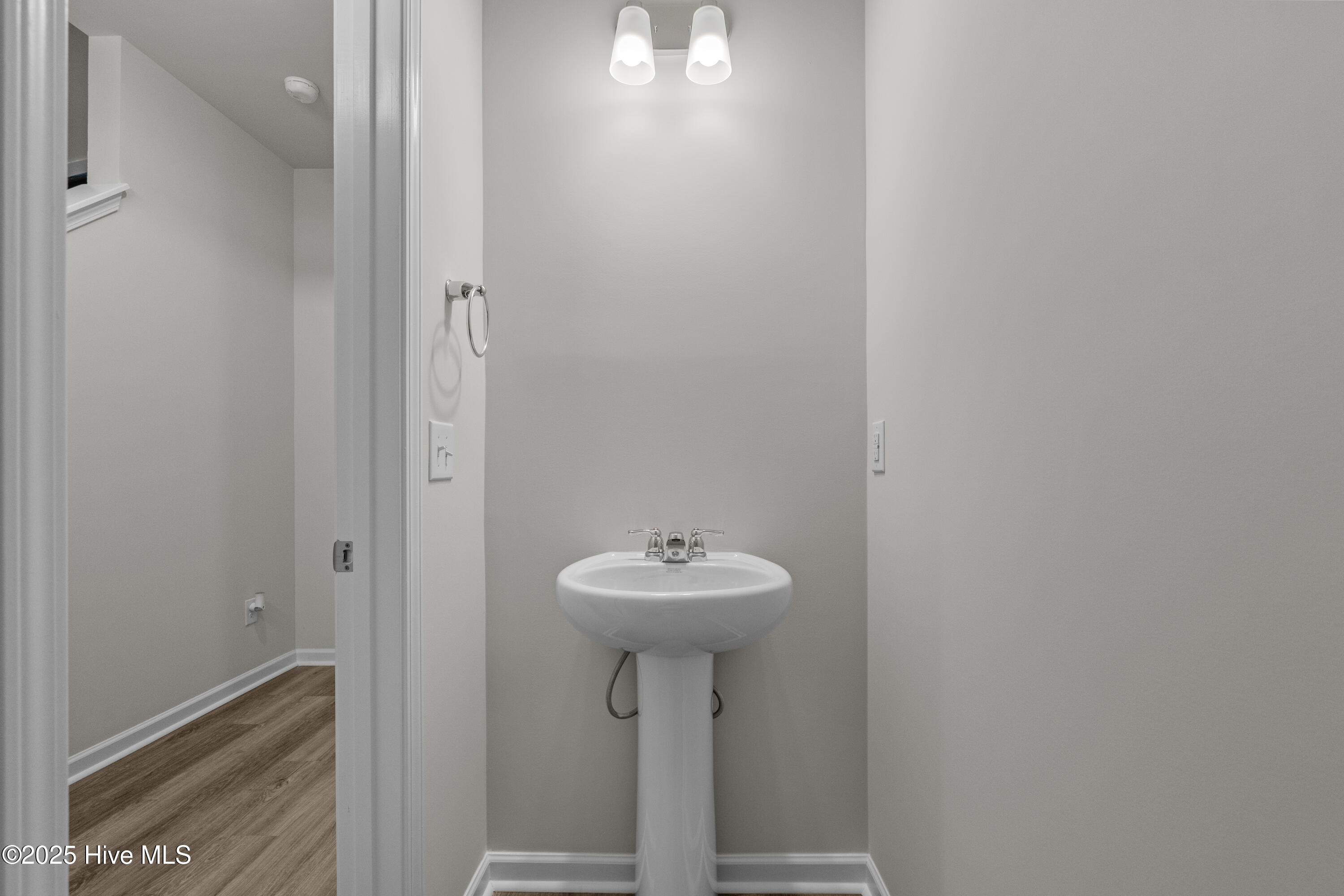 100536974 | Photo 29