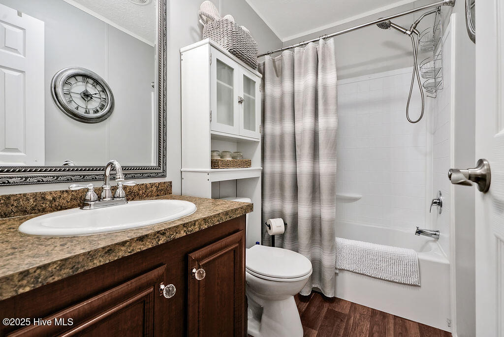 100521494 | Photo 36