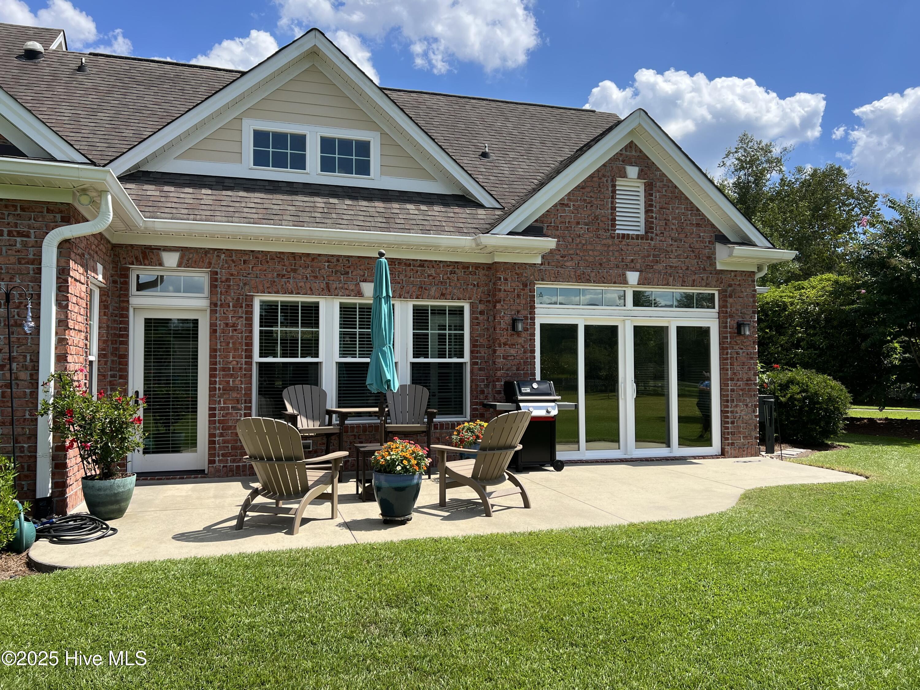 100528105 | Photo 40