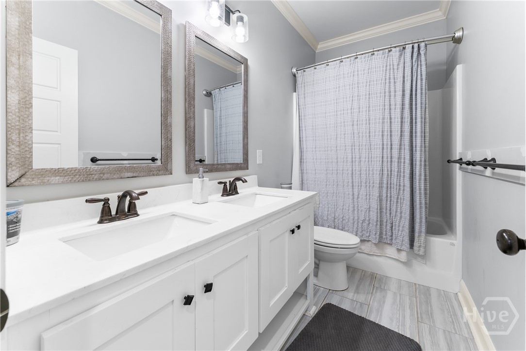 Main Level Guest Bath