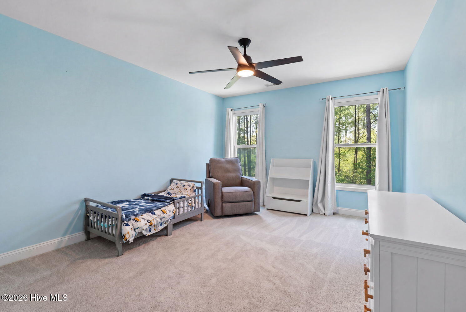 100566892 | Photo 40