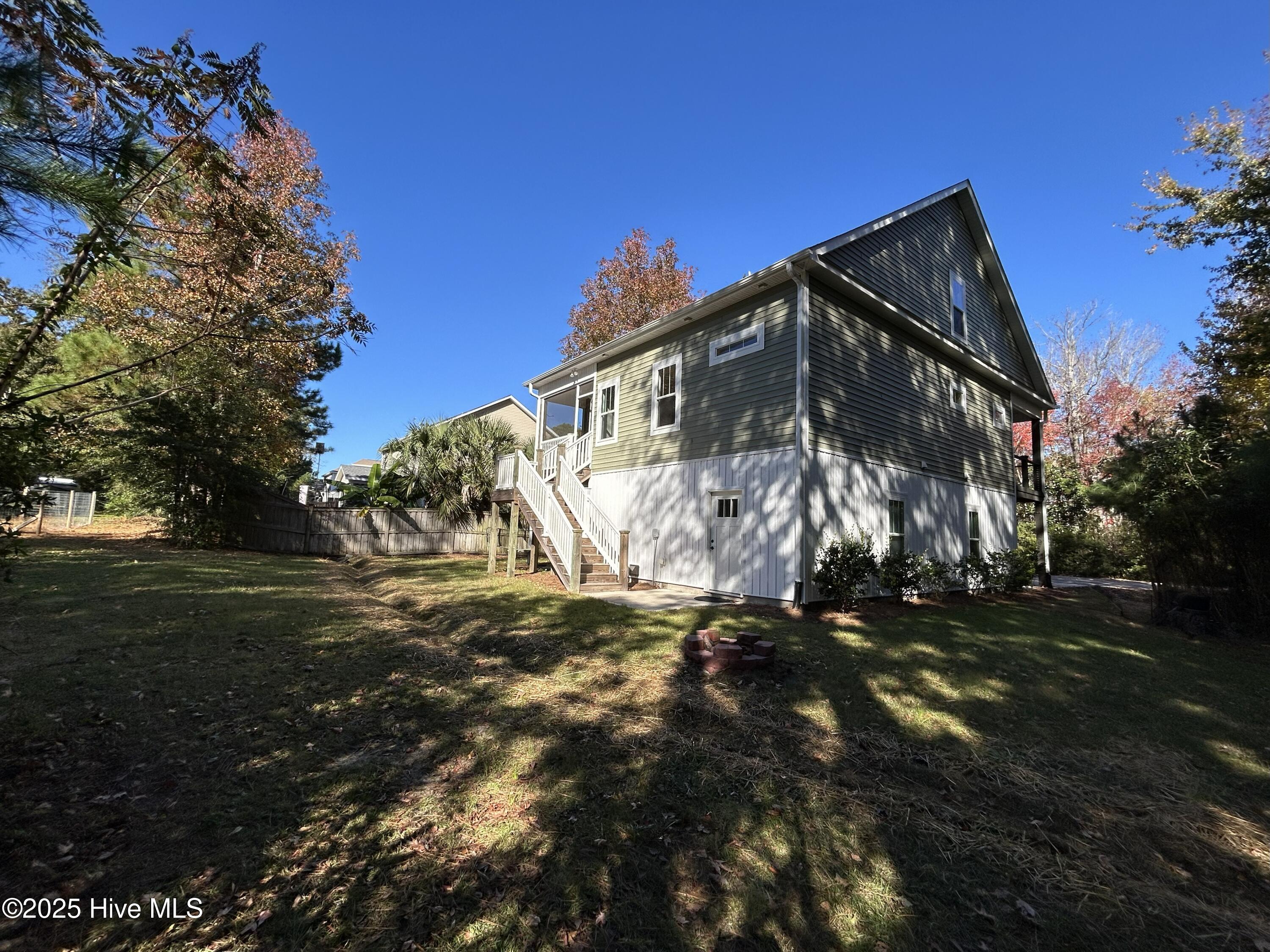 100541587 | Photo 39