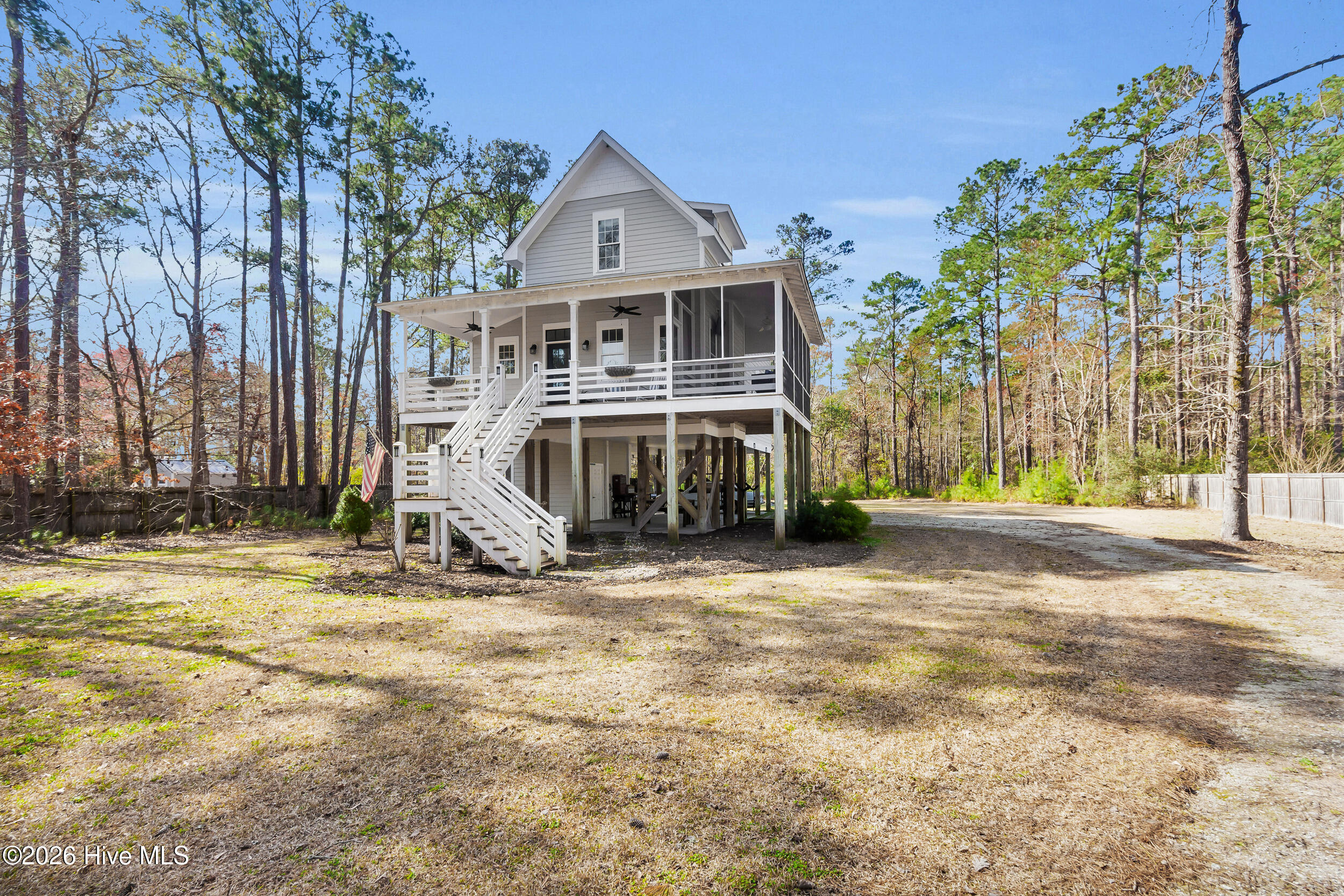 61 Spinnaker Point Road N, Oriental, NC, 28571