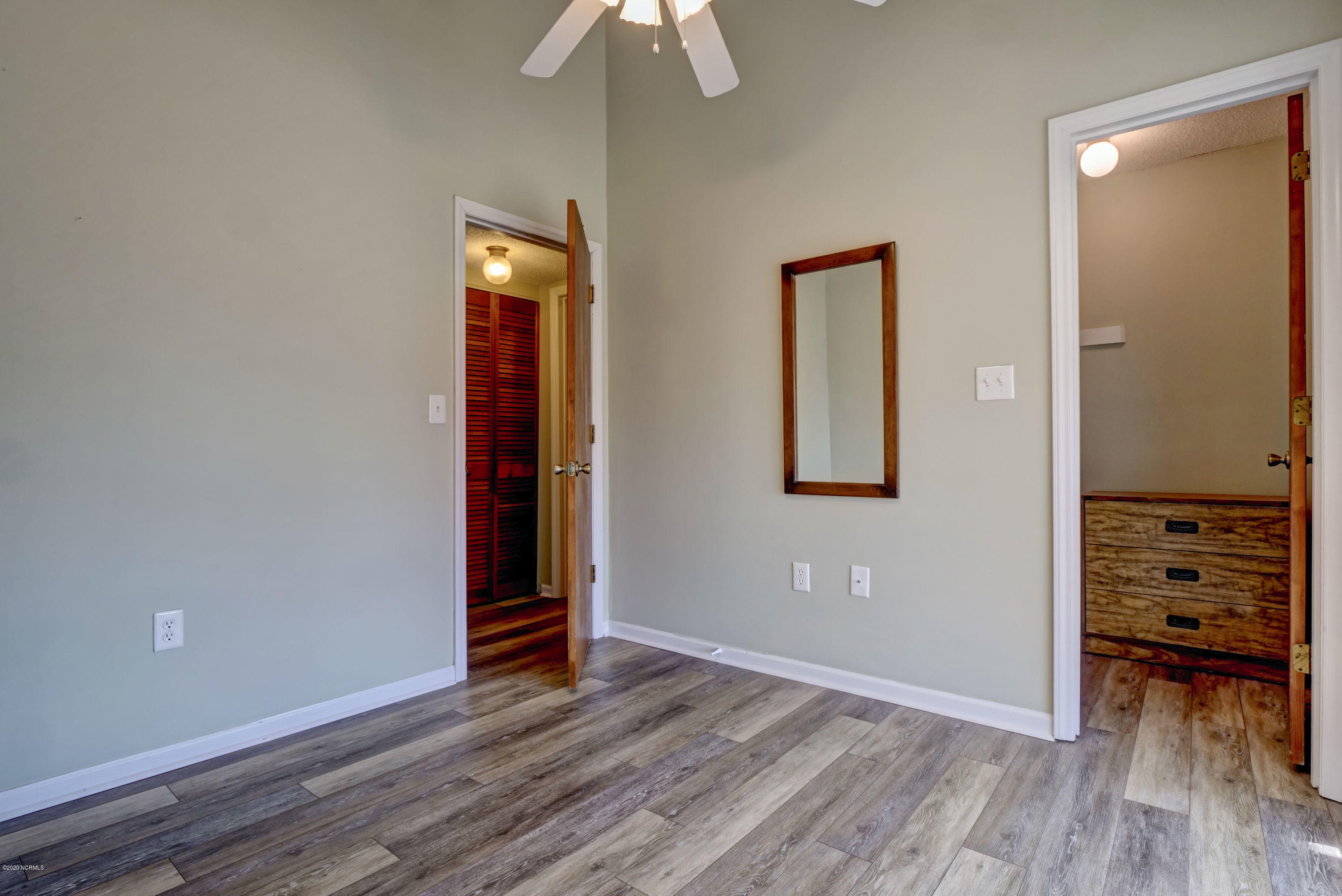 100544087 | Photo 18