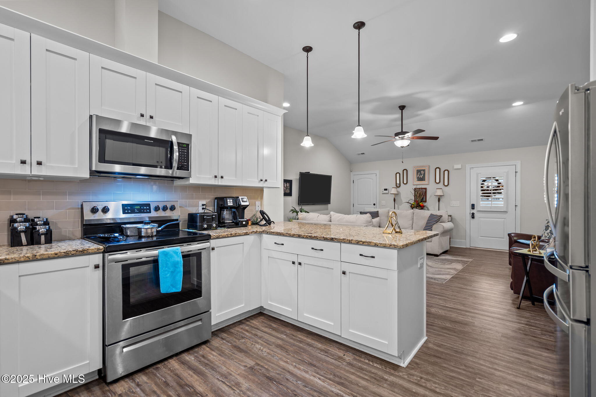 100539451 | Photo 10