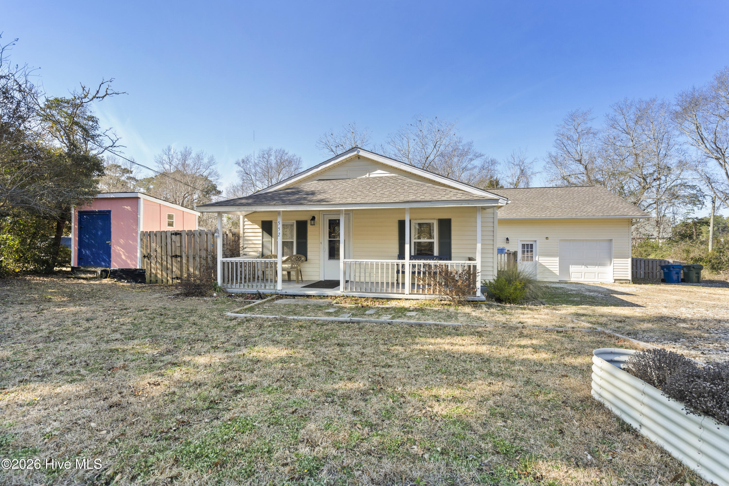 100553037 | Photo 39