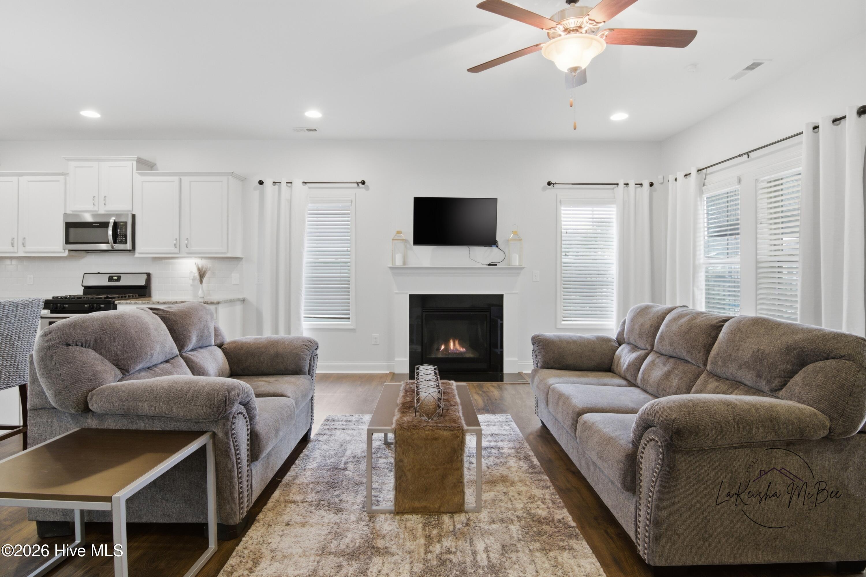 100556252 | Photo 14