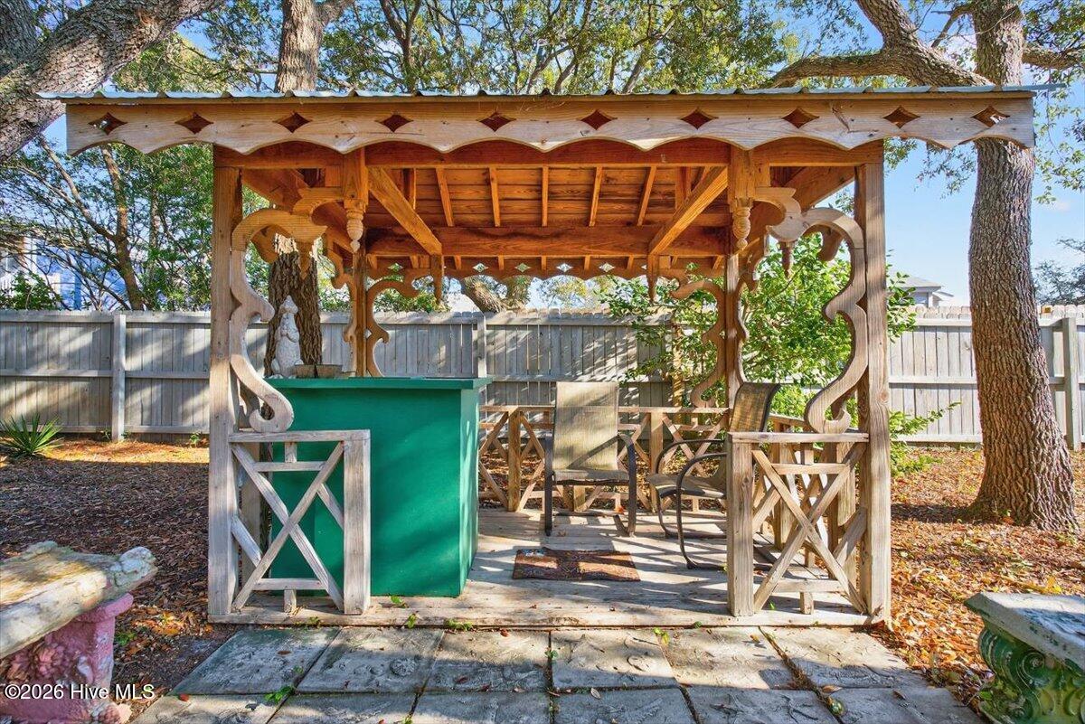 100549781 | Photo 46