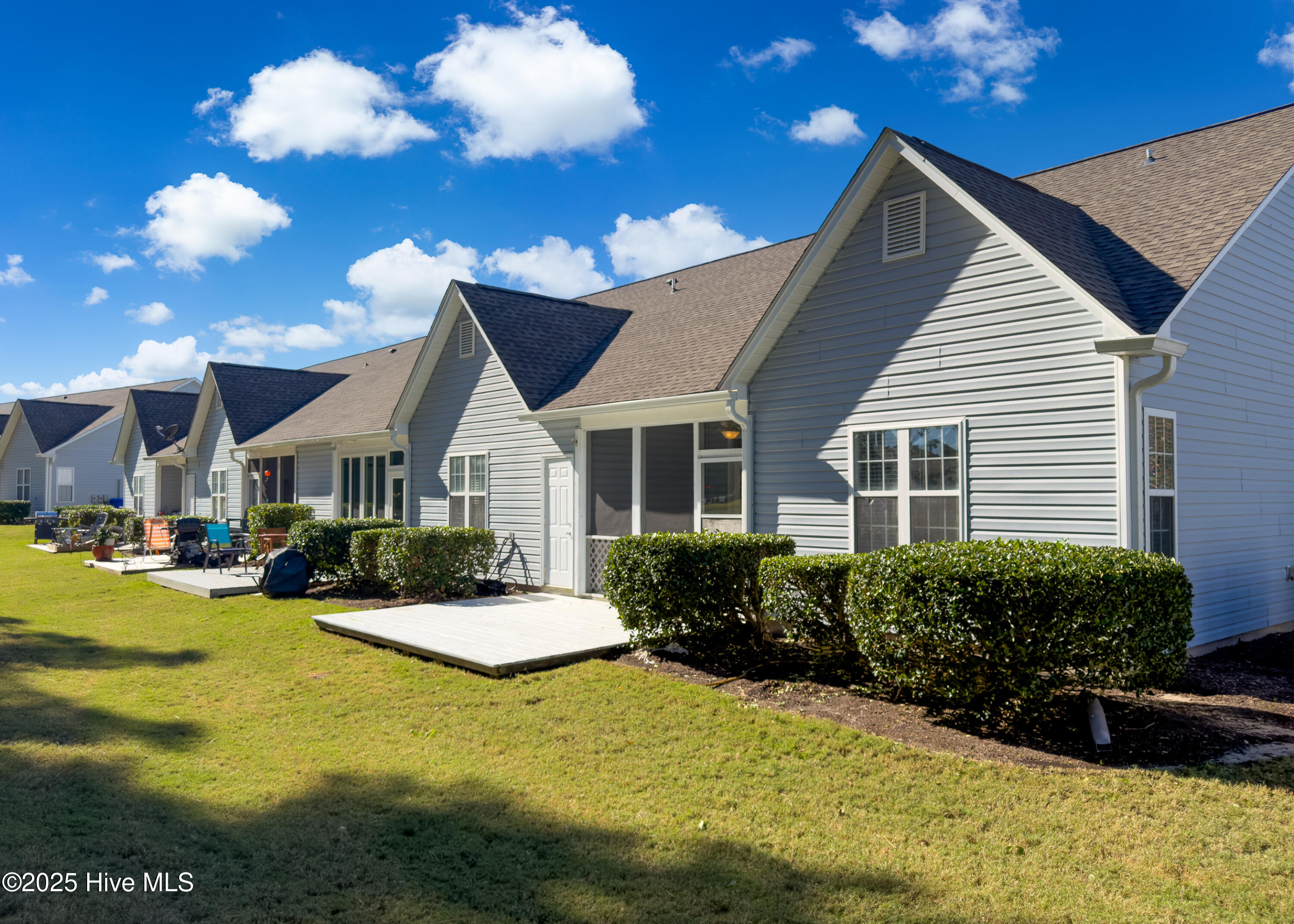 100540953 | Photo 23