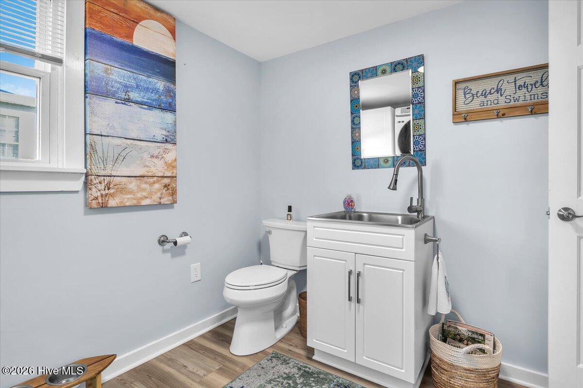 100559850 | Photo 30