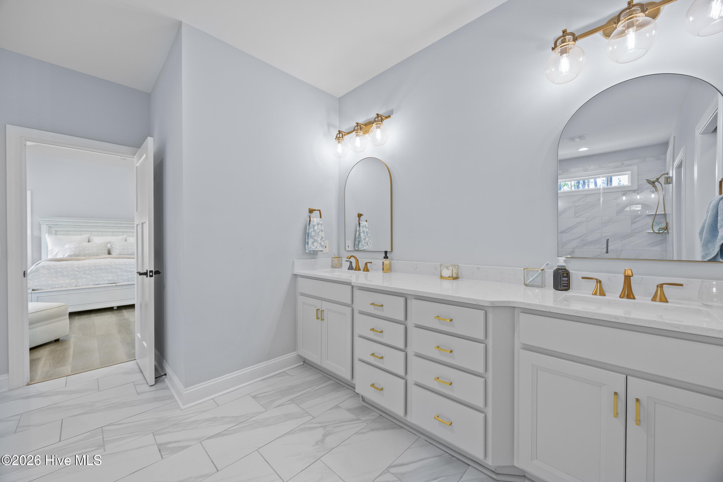 598 Saratoga Way, Rocky Point, NC 28457 – photo 20: 23_bathroom
