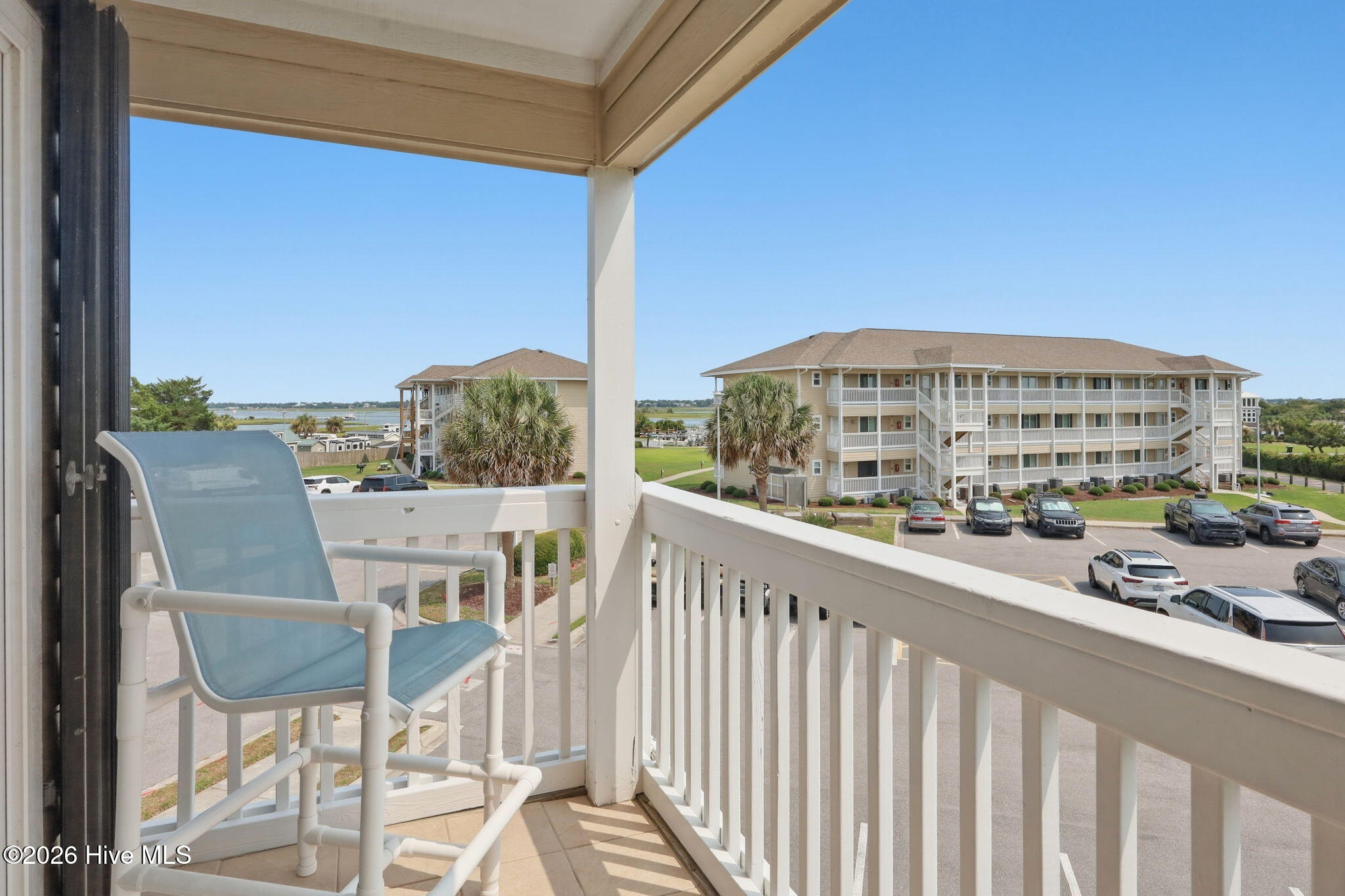 100591920 | Photo 27