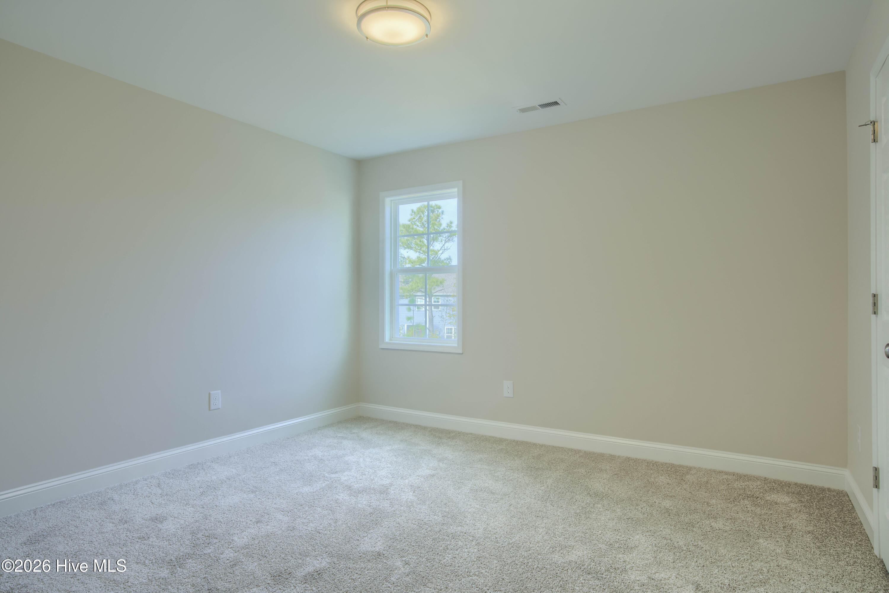 100552391 | Photo 17