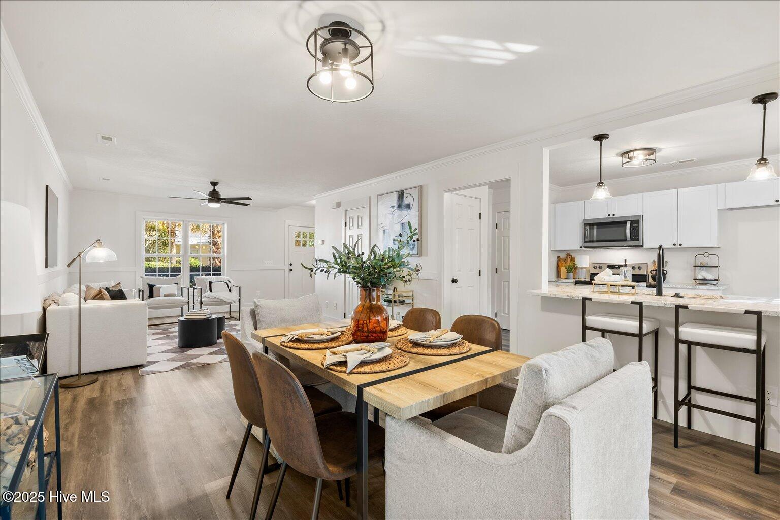 100554102 | Photo 15