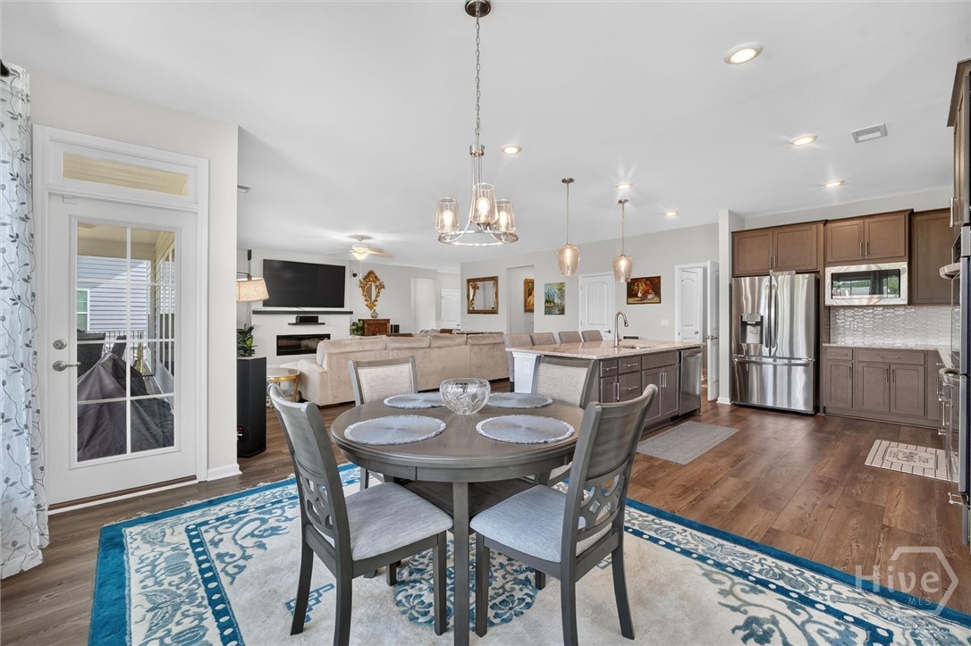 Kitchen Dining
