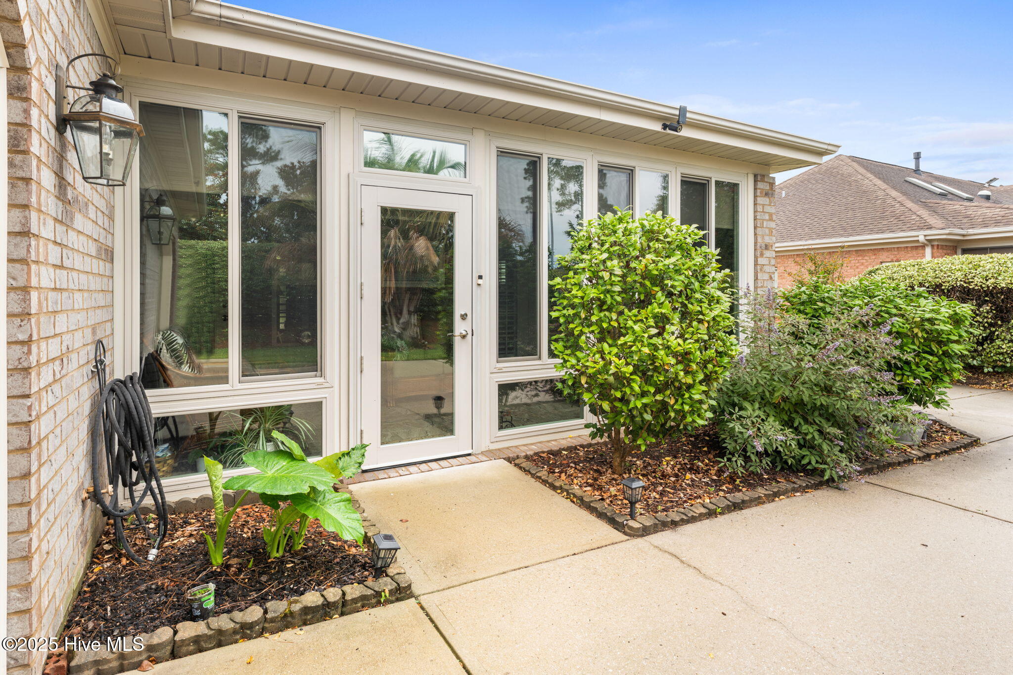 100515230 | Photo 31