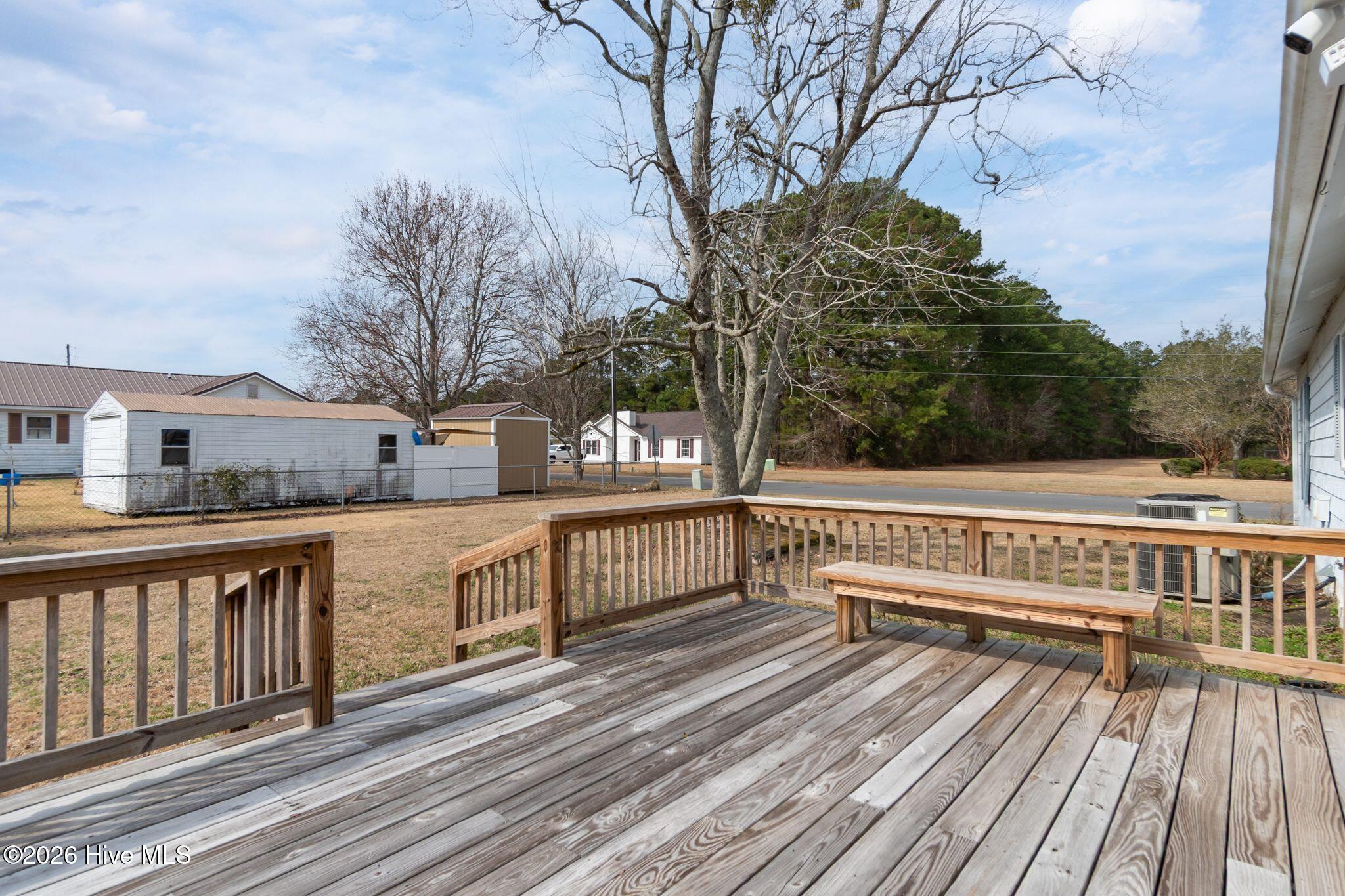 300 Quail Ridge Road, Jacksonville, NC, 28546