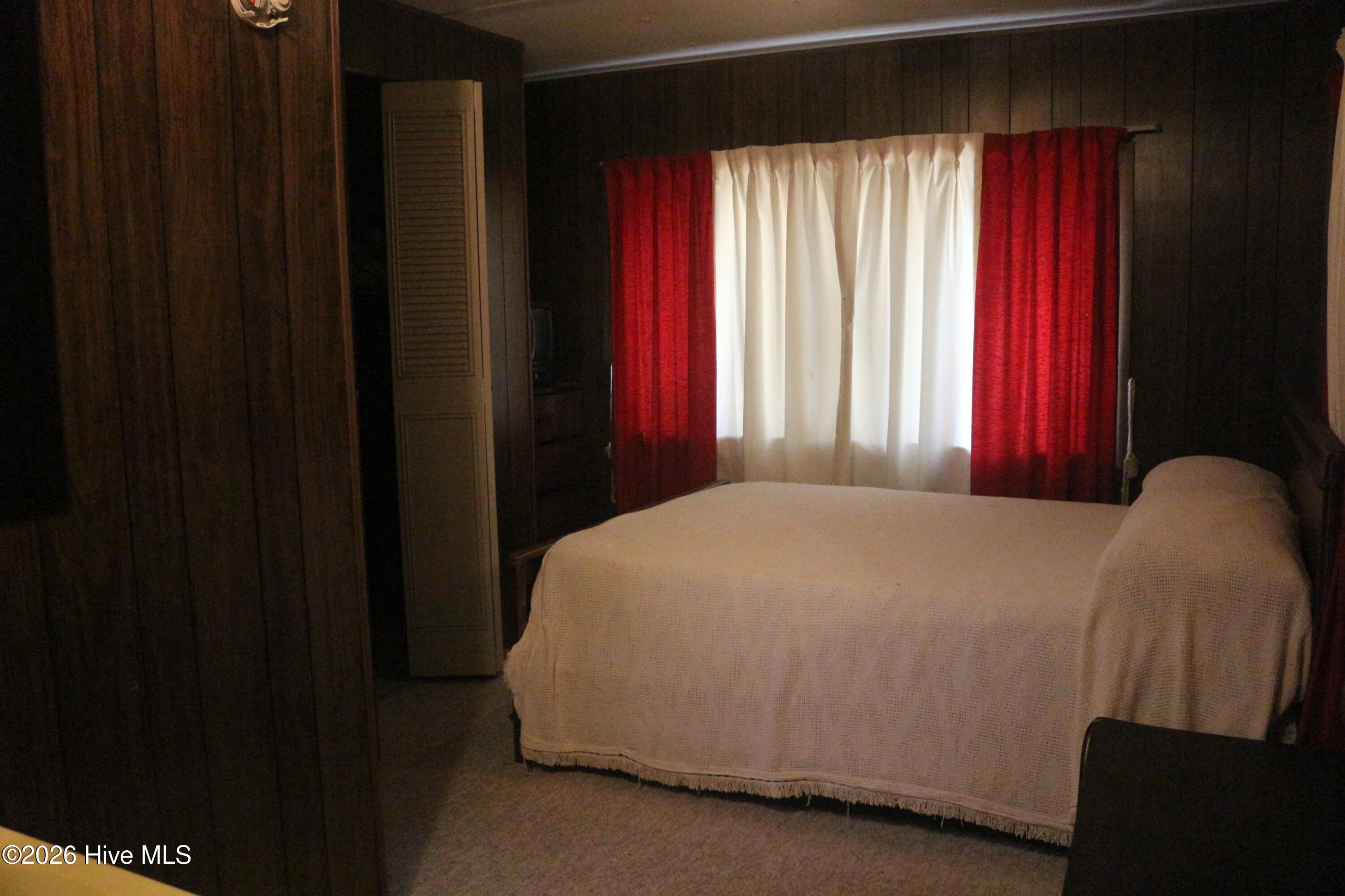 100565250 | Photo 11