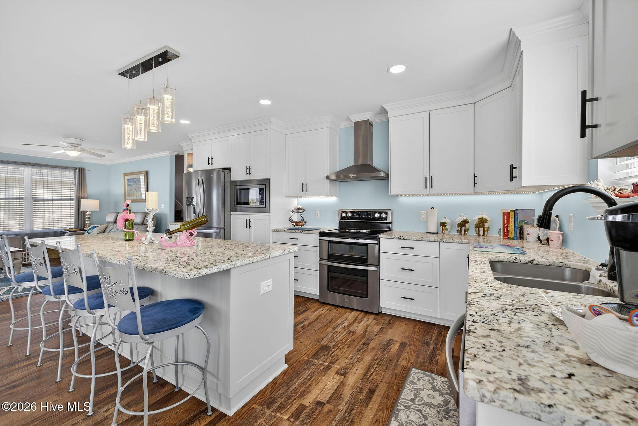 100558217 | Photo 10