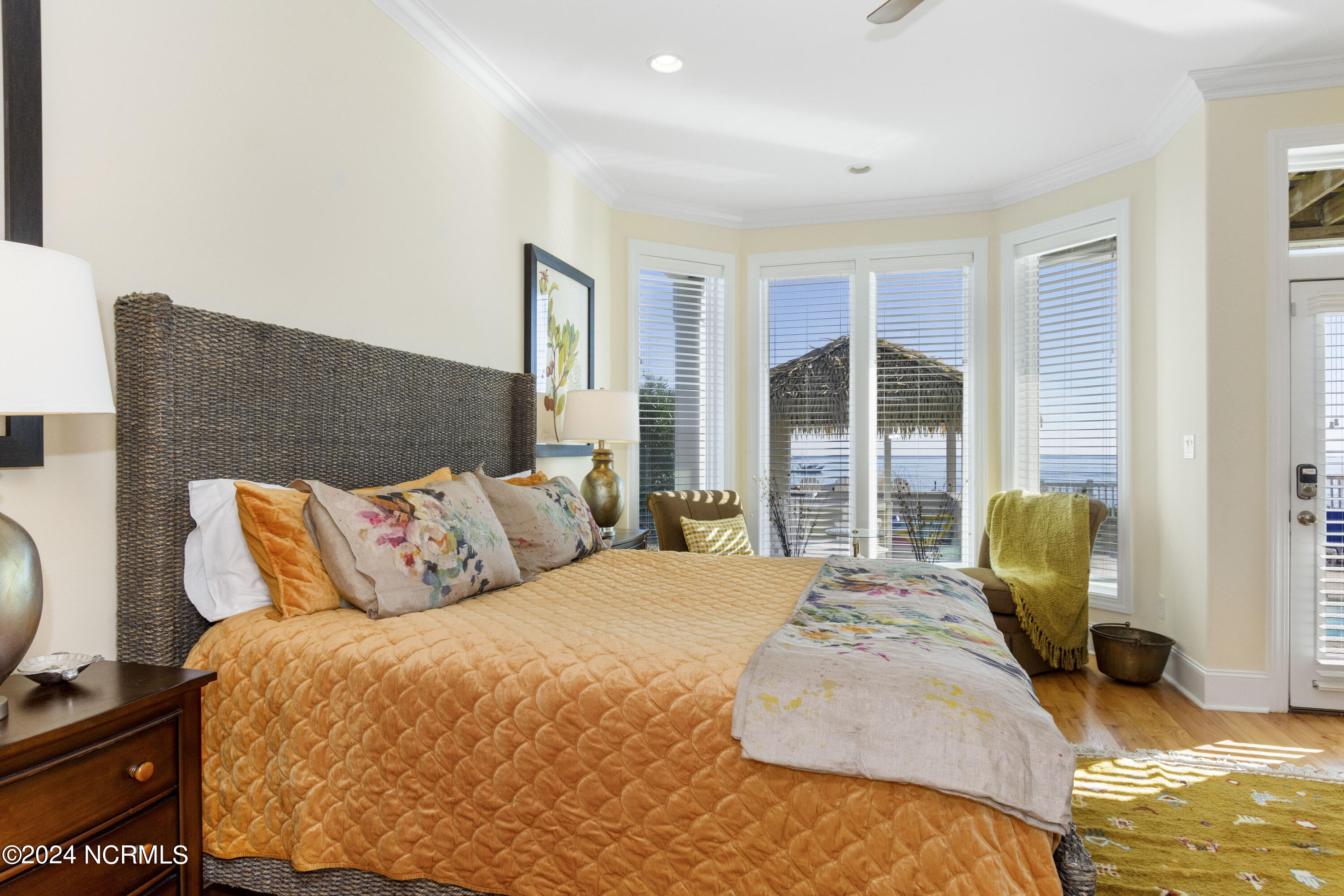 100429078 | Photo 45