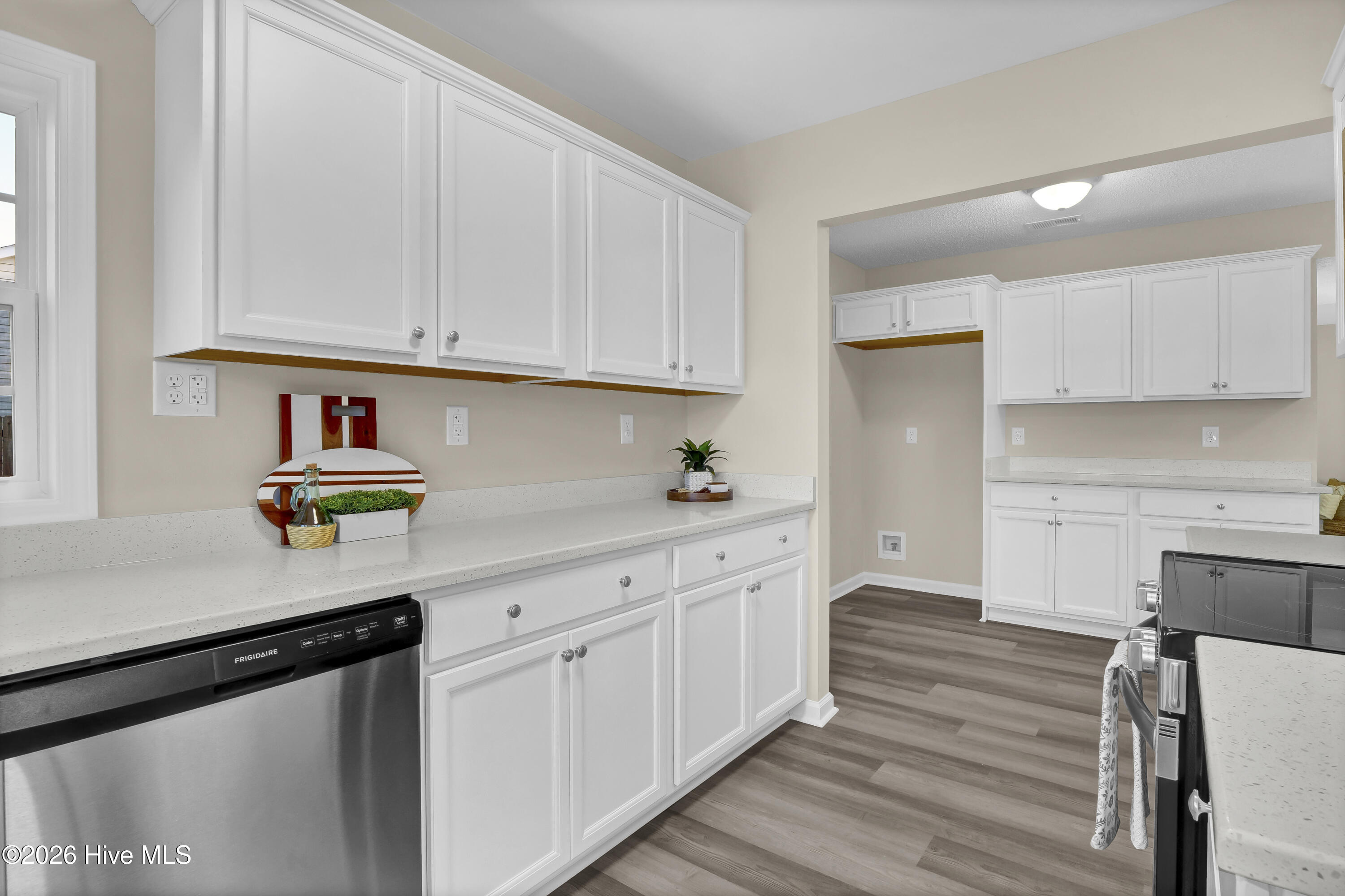 100552013 | Photo 14