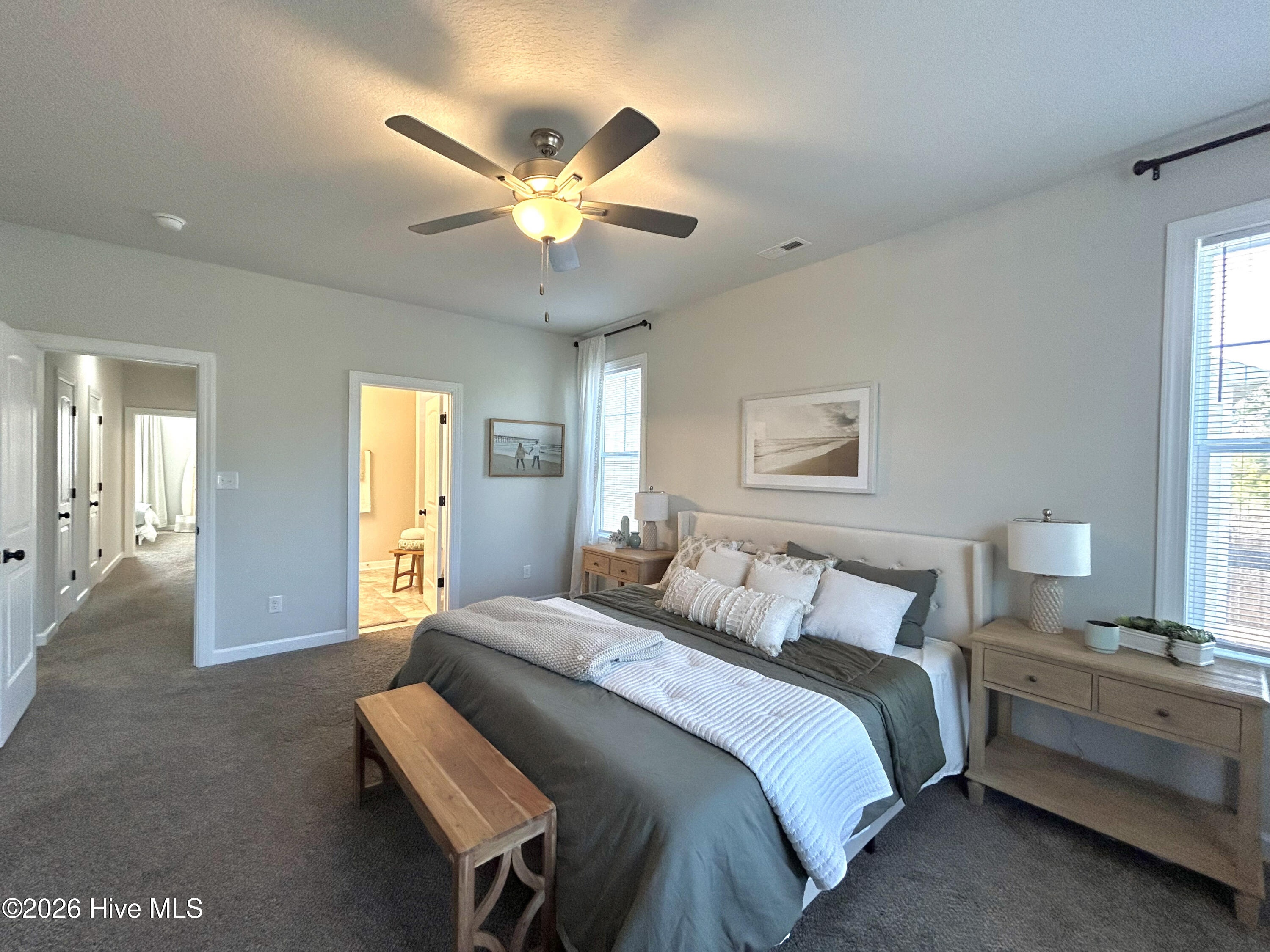 100553295 | Photo 21