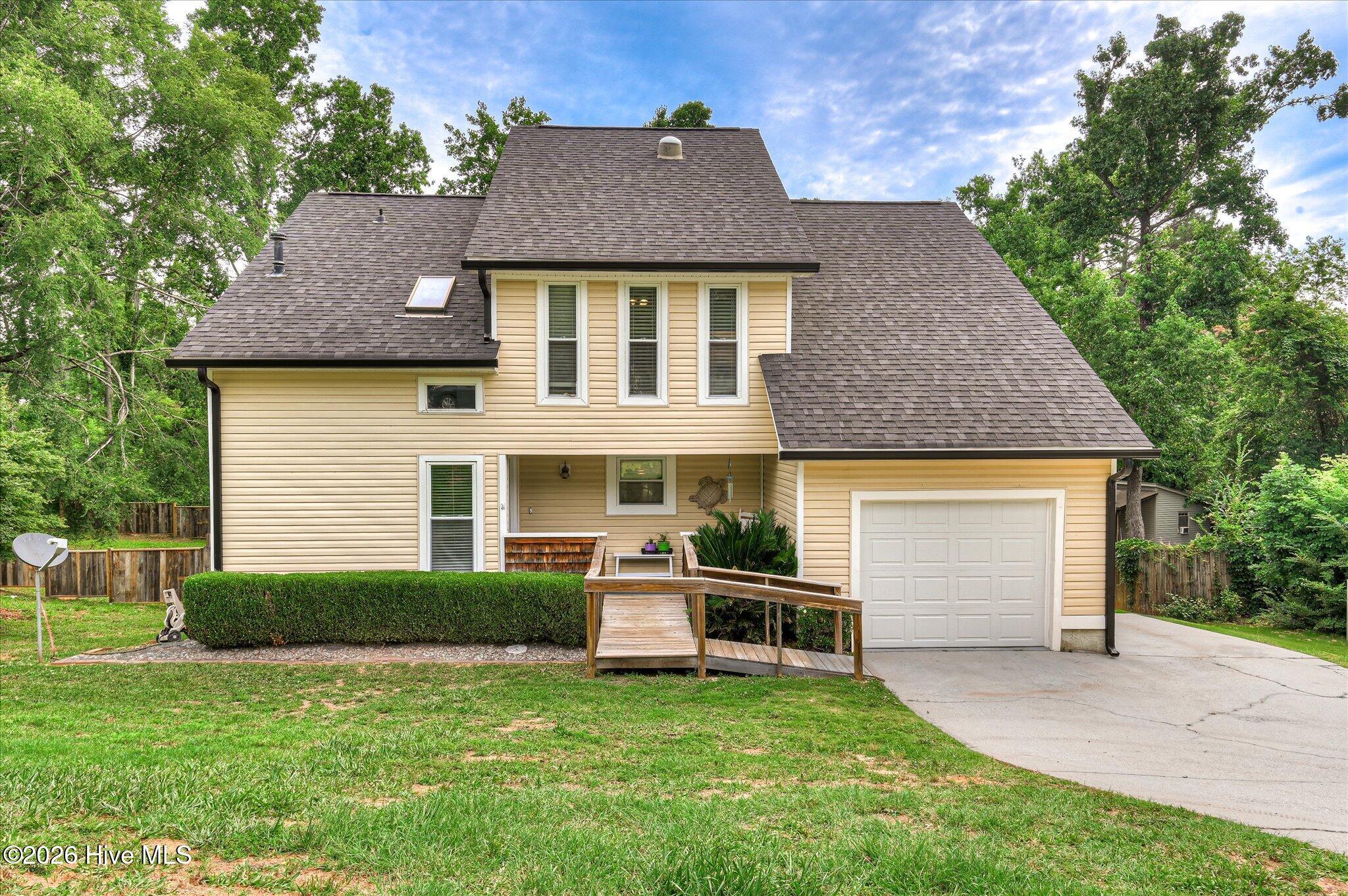 Listing Photo 100590844