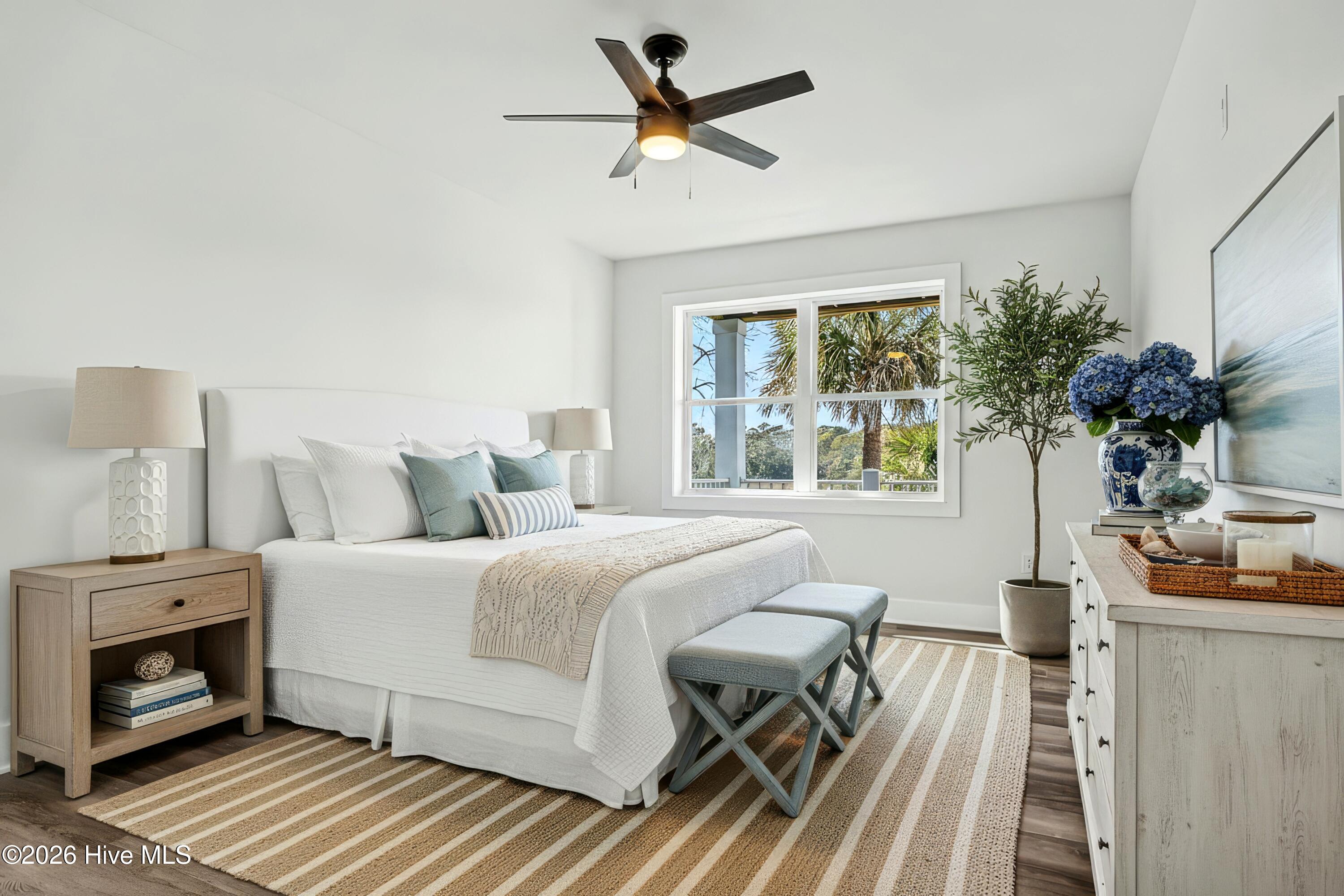 100556929 | Photo 21