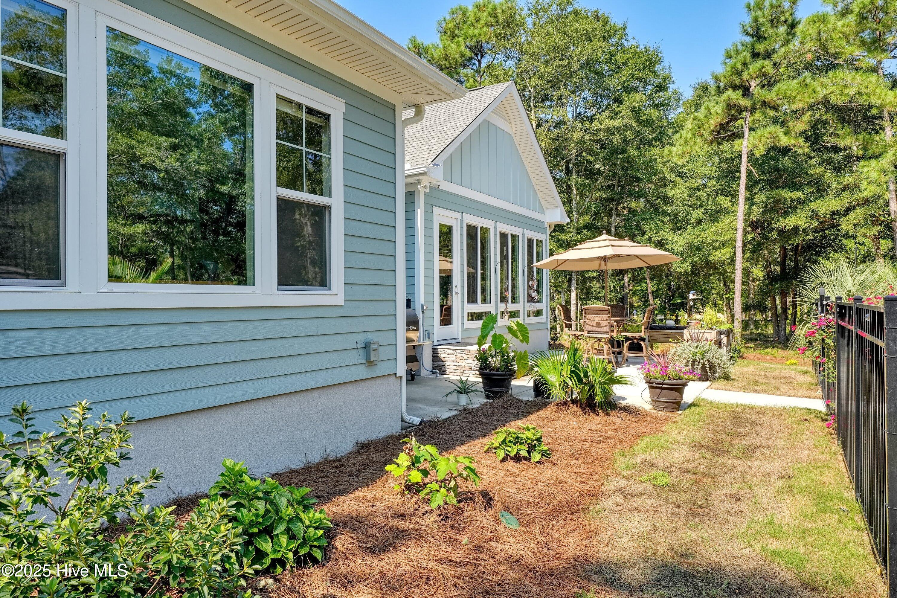 100526199 | Photo 42