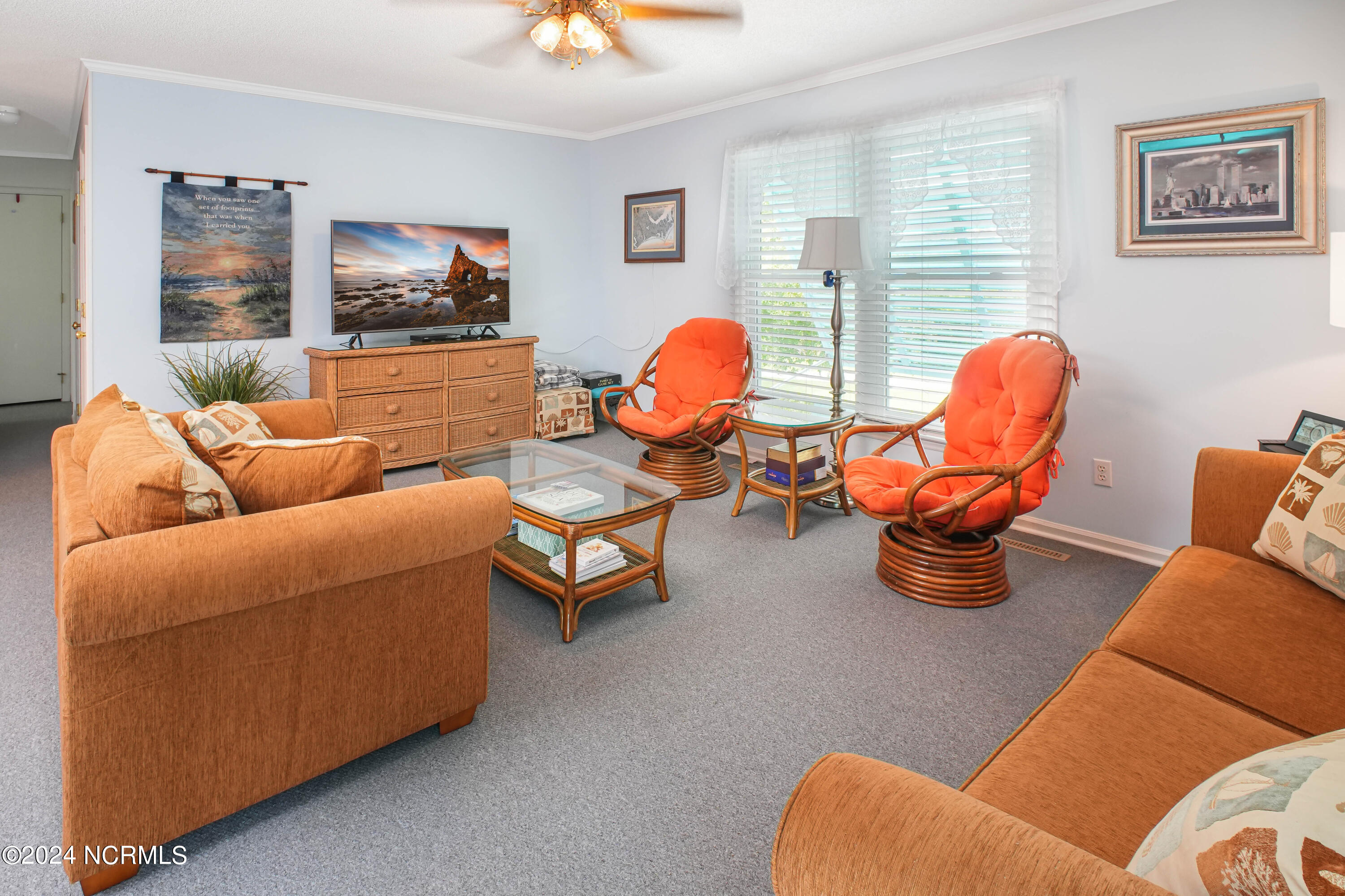 100465248 | Photo 21