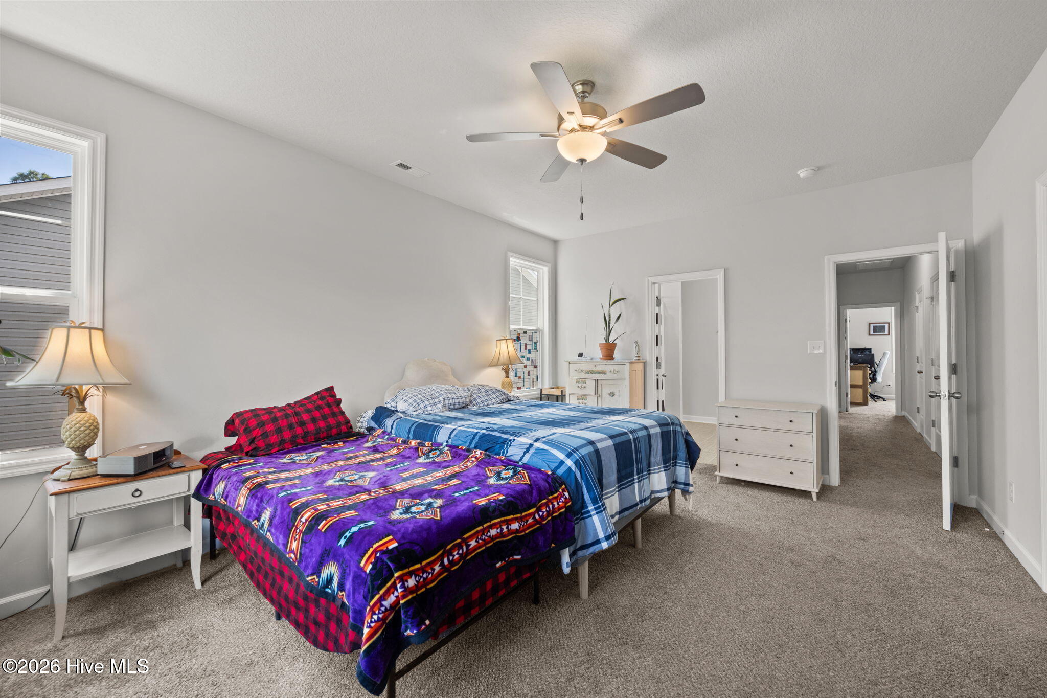 100559207 | Photo 21