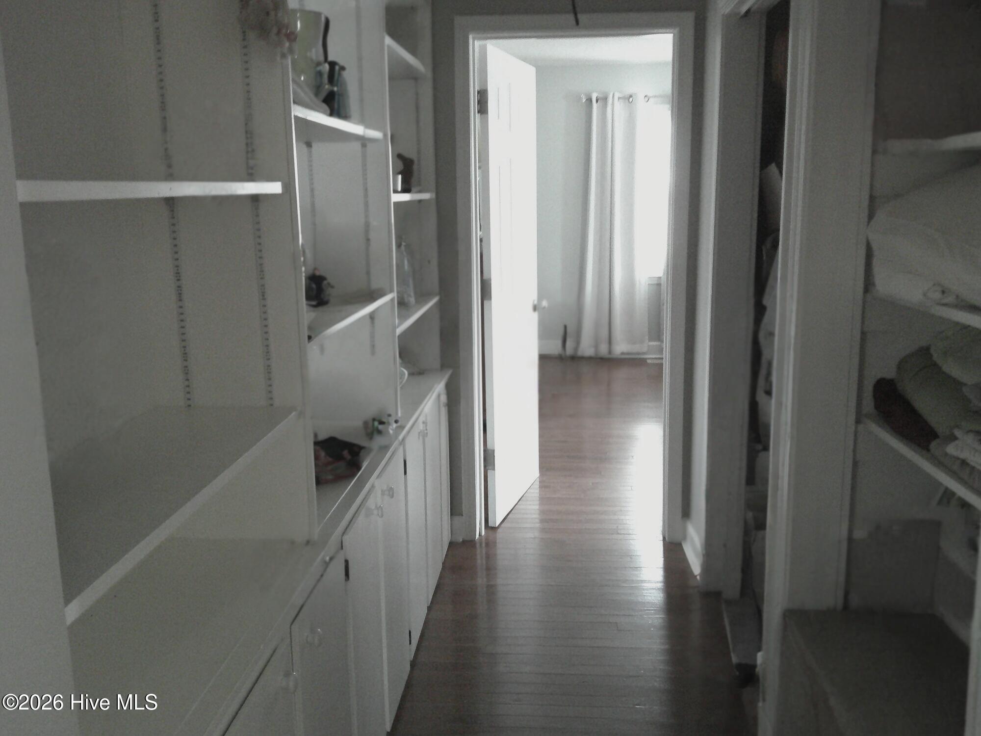 100544114 | Photo 24