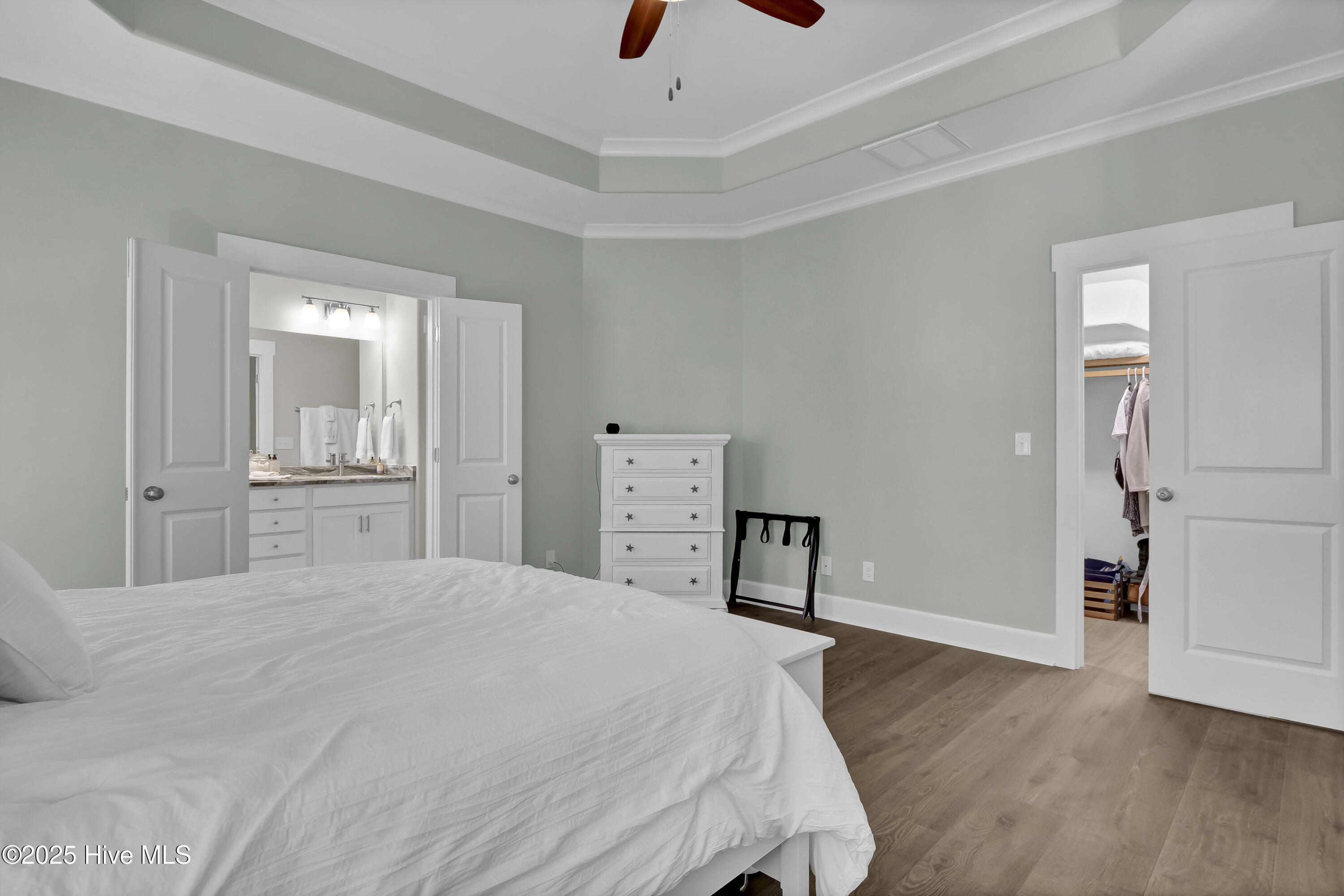 100515379 | Photo 16