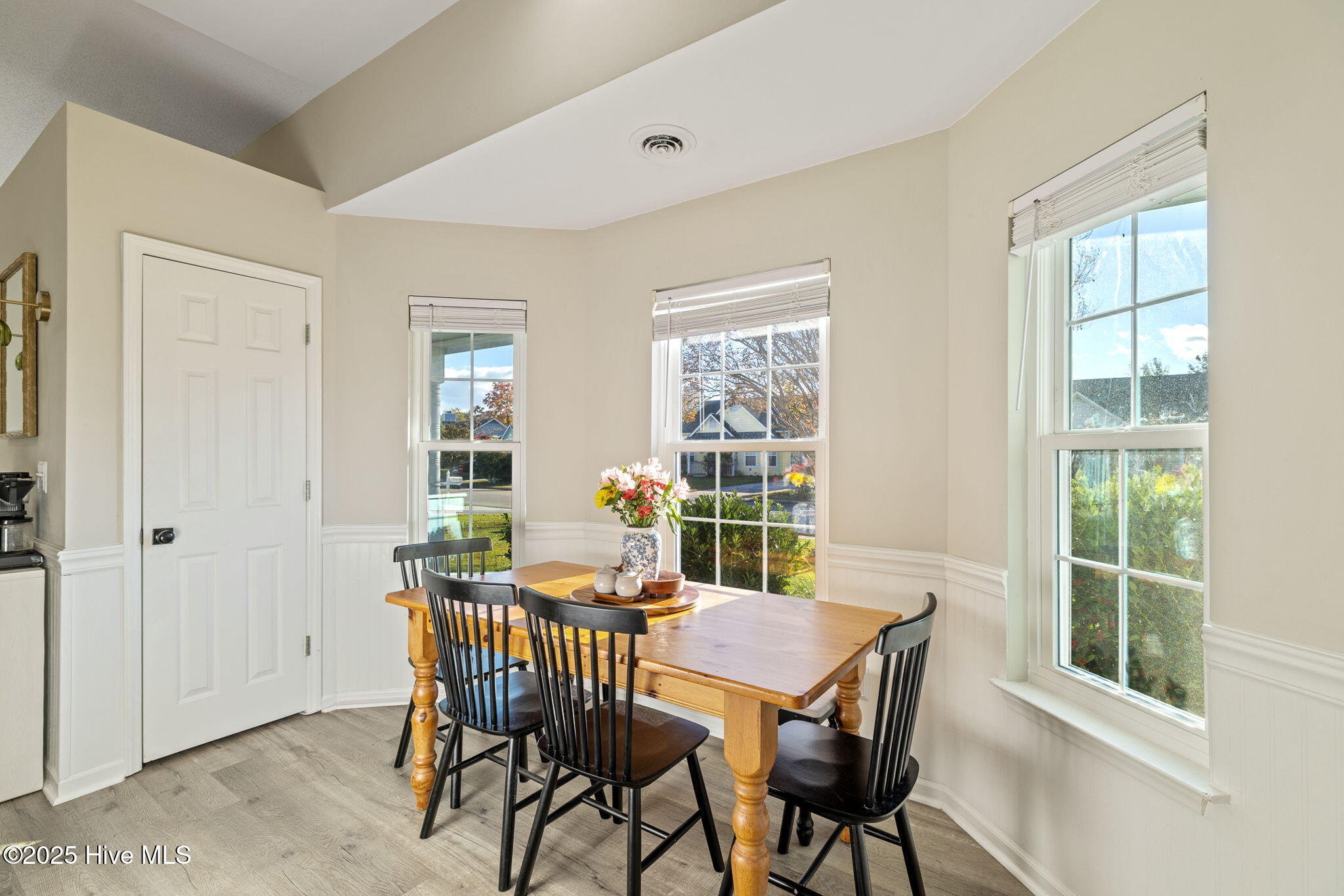 100539678 | Photo 18